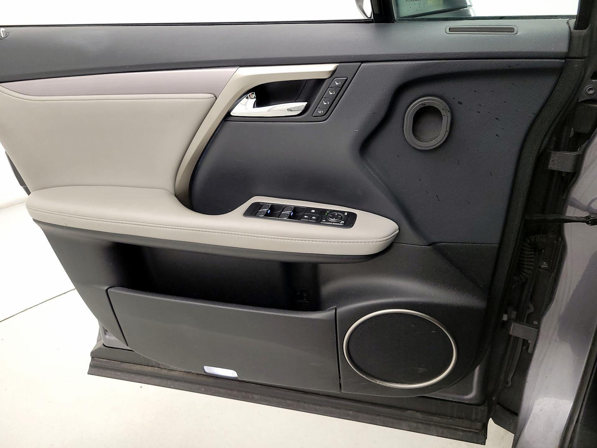 Thumbnail: 2018 Lexus RX - 12