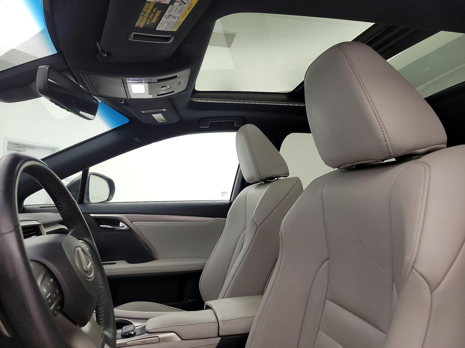 Thumbnail: 2018 Lexus RX - 20