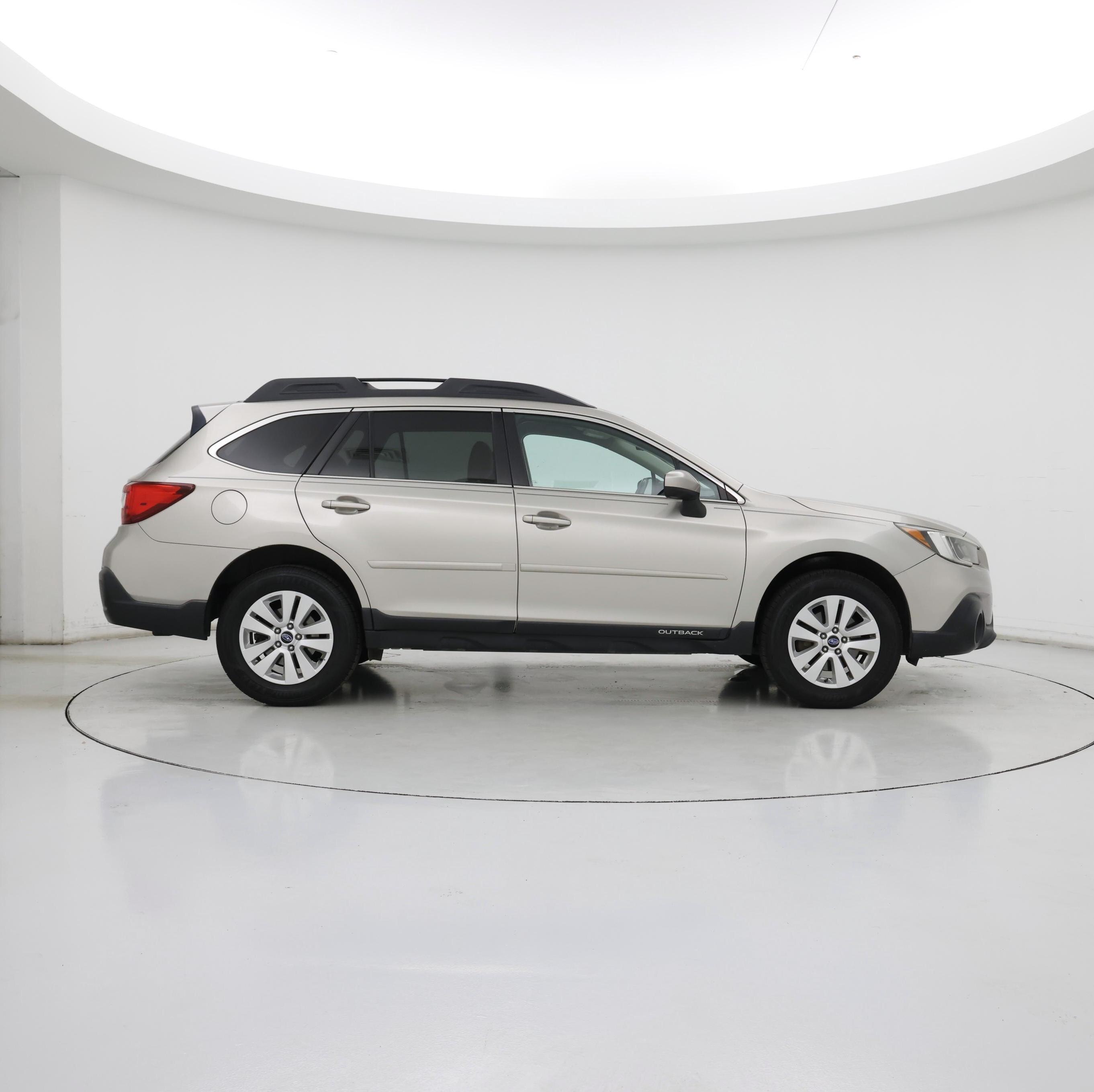 Thumbnail: 2018 Subaru Outback - 7