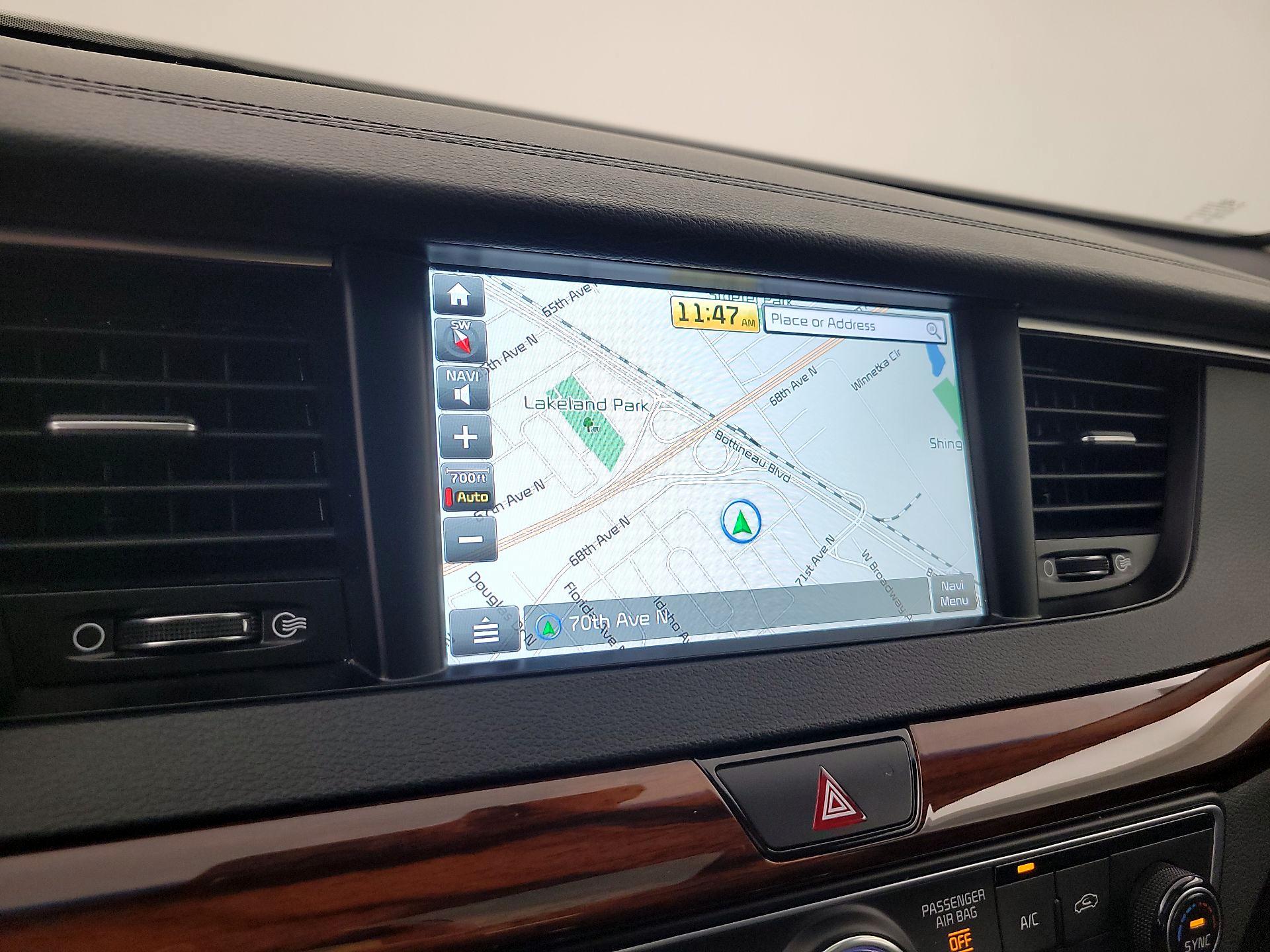 Thumbnail: 2017 Kia Cadenza - 14