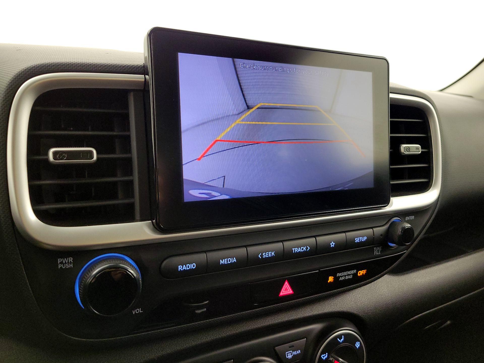 Thumbnail: 2022 Hyundai Venue - 14