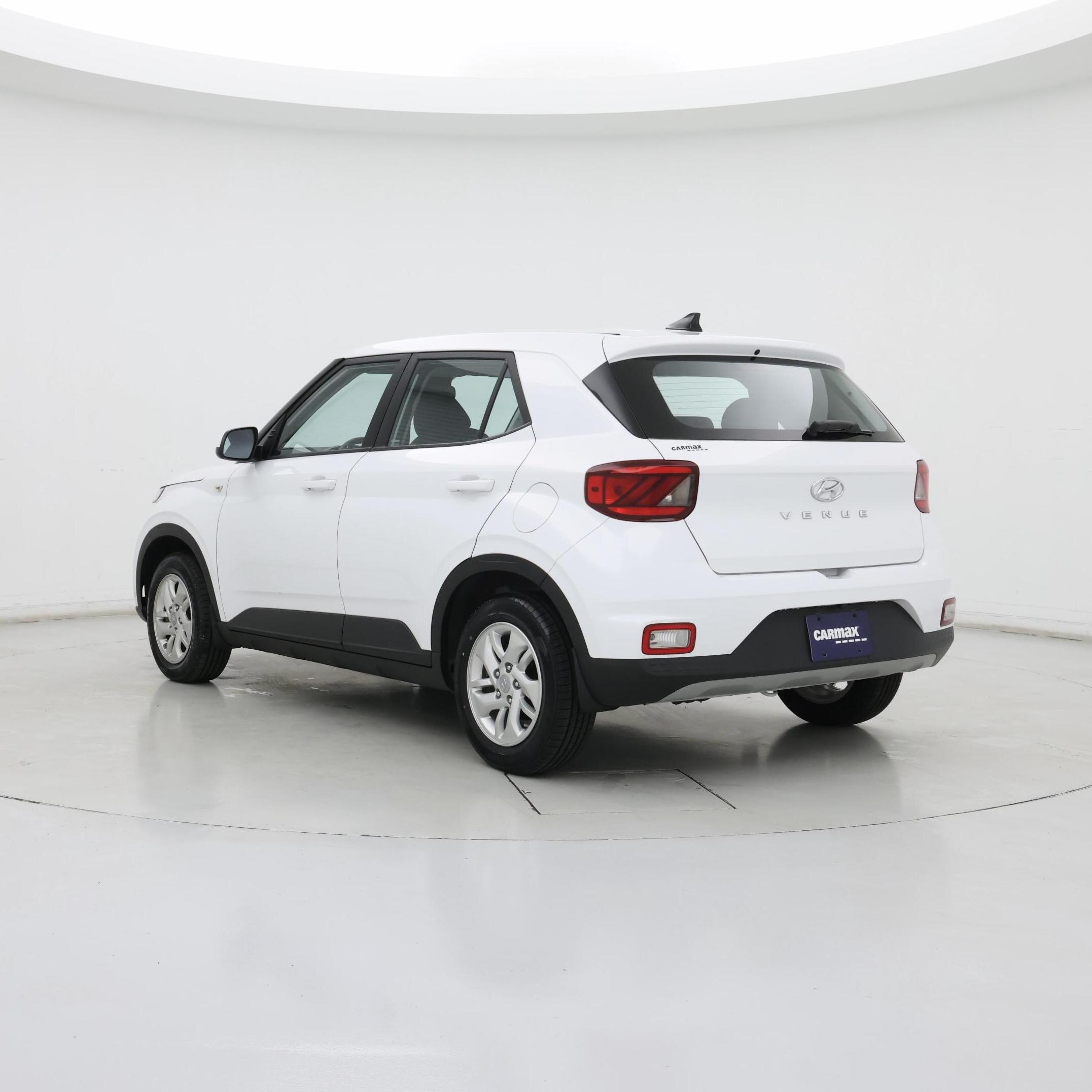 Thumbnail: 2022 Hyundai Venue - 2