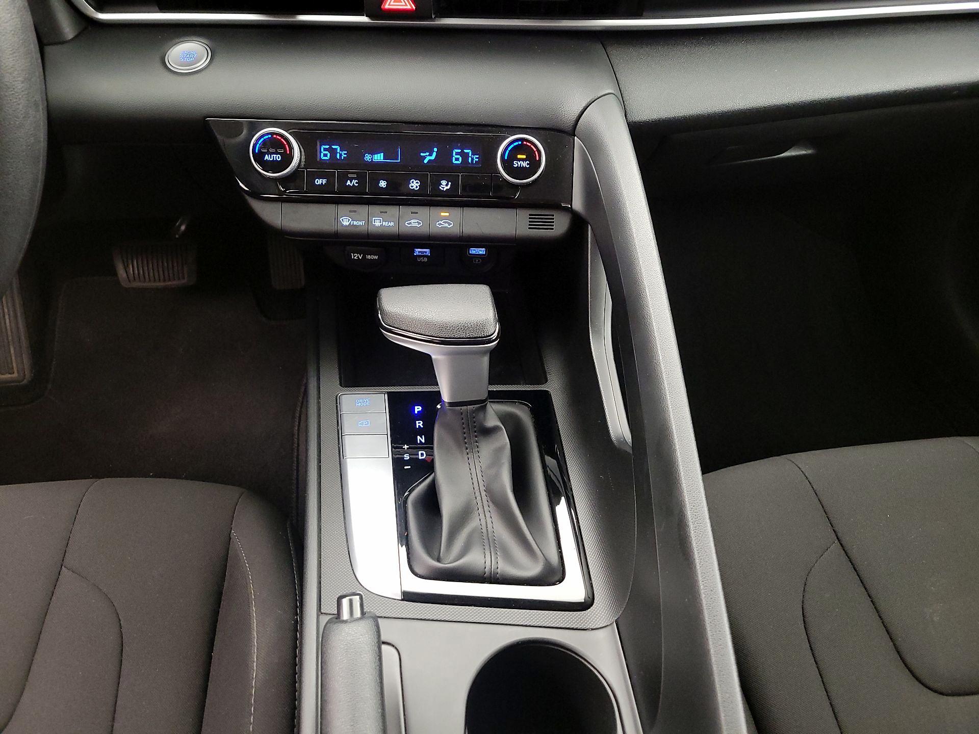 Thumbnail: 2023 Hyundai Elantra - 17