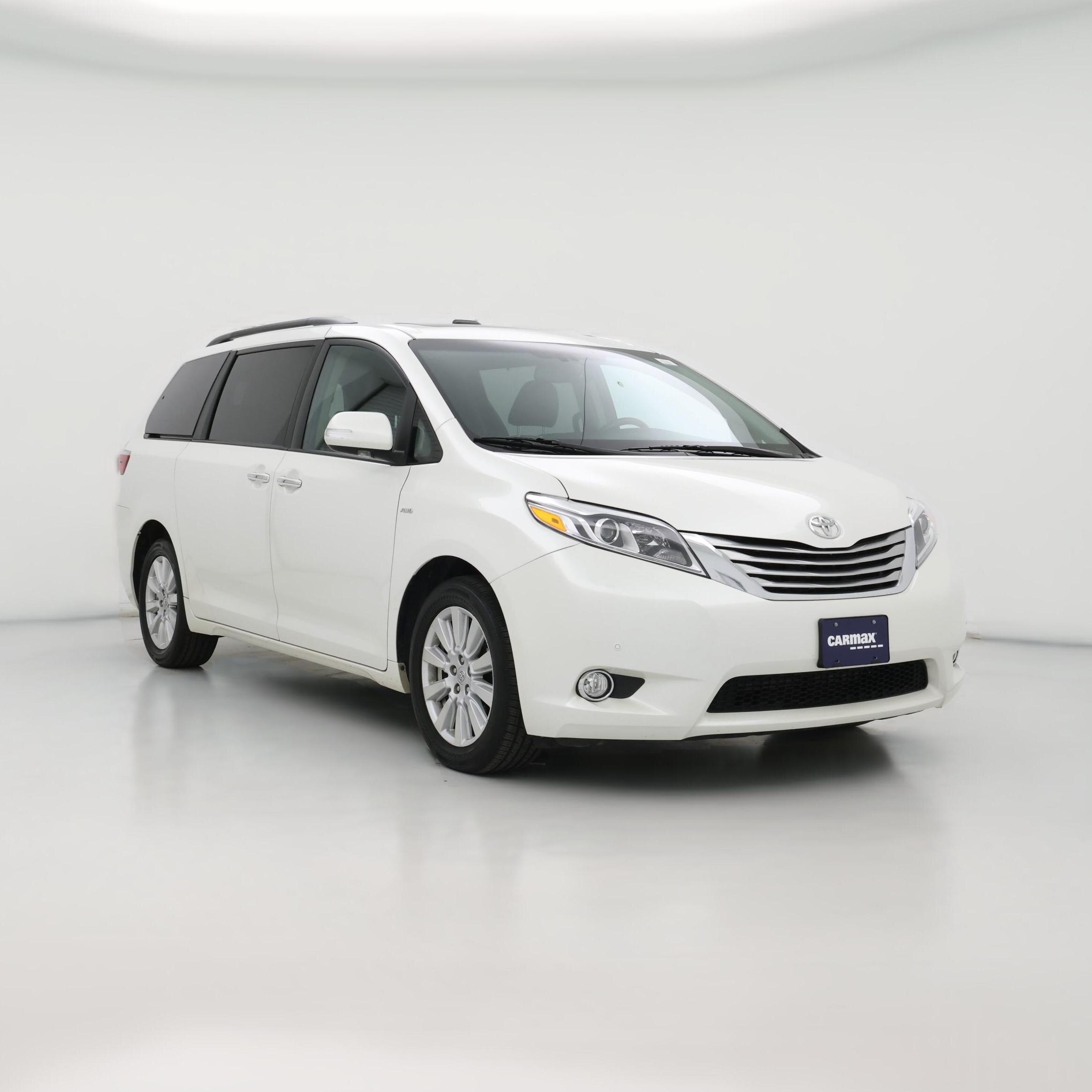 Thumbnail: 2017 Toyota Sienna - 1