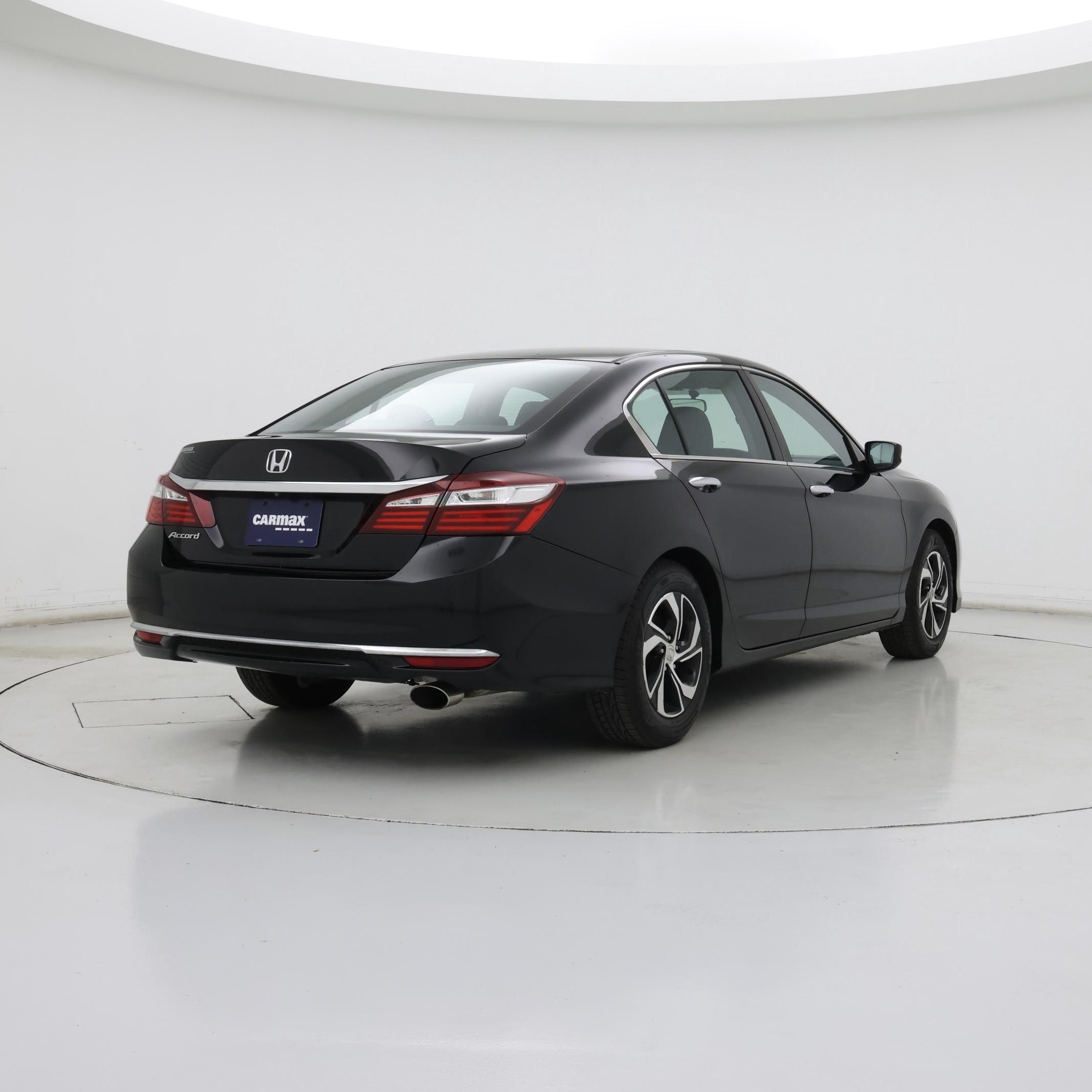 Thumbnail: 2016 Honda Accord - 8