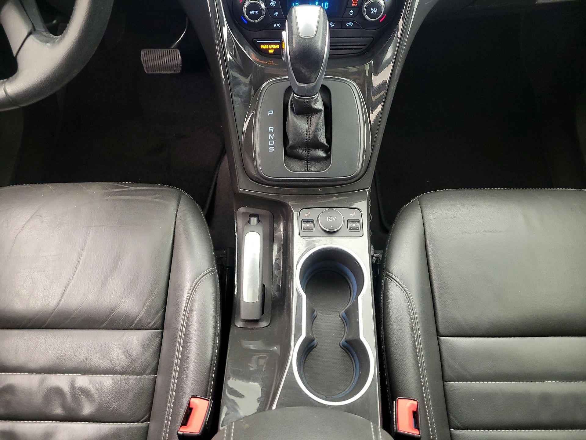 Thumbnail: 2016 Ford Escape - 18