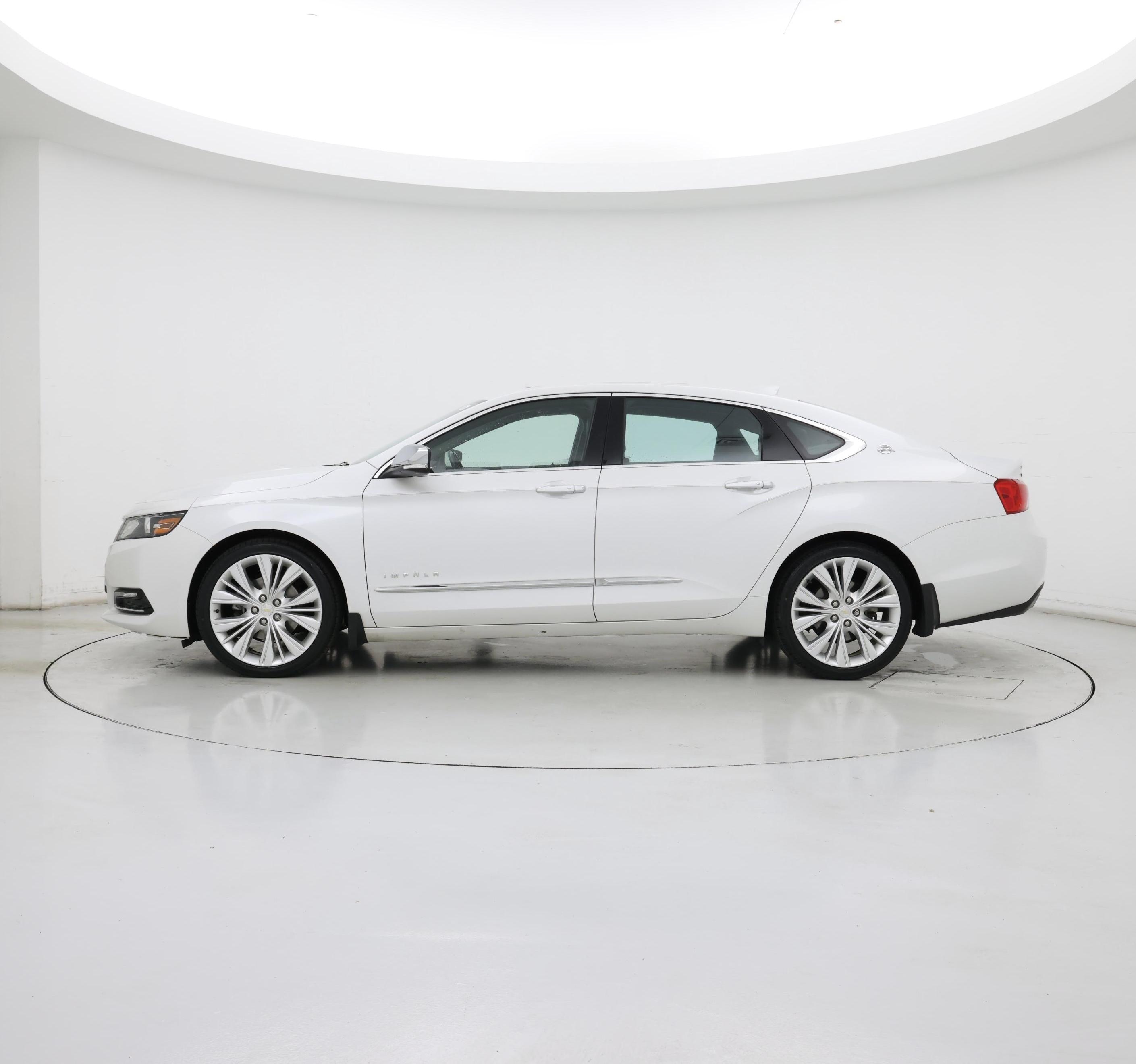 Thumbnail: 2017 Chevrolet Impala - 3