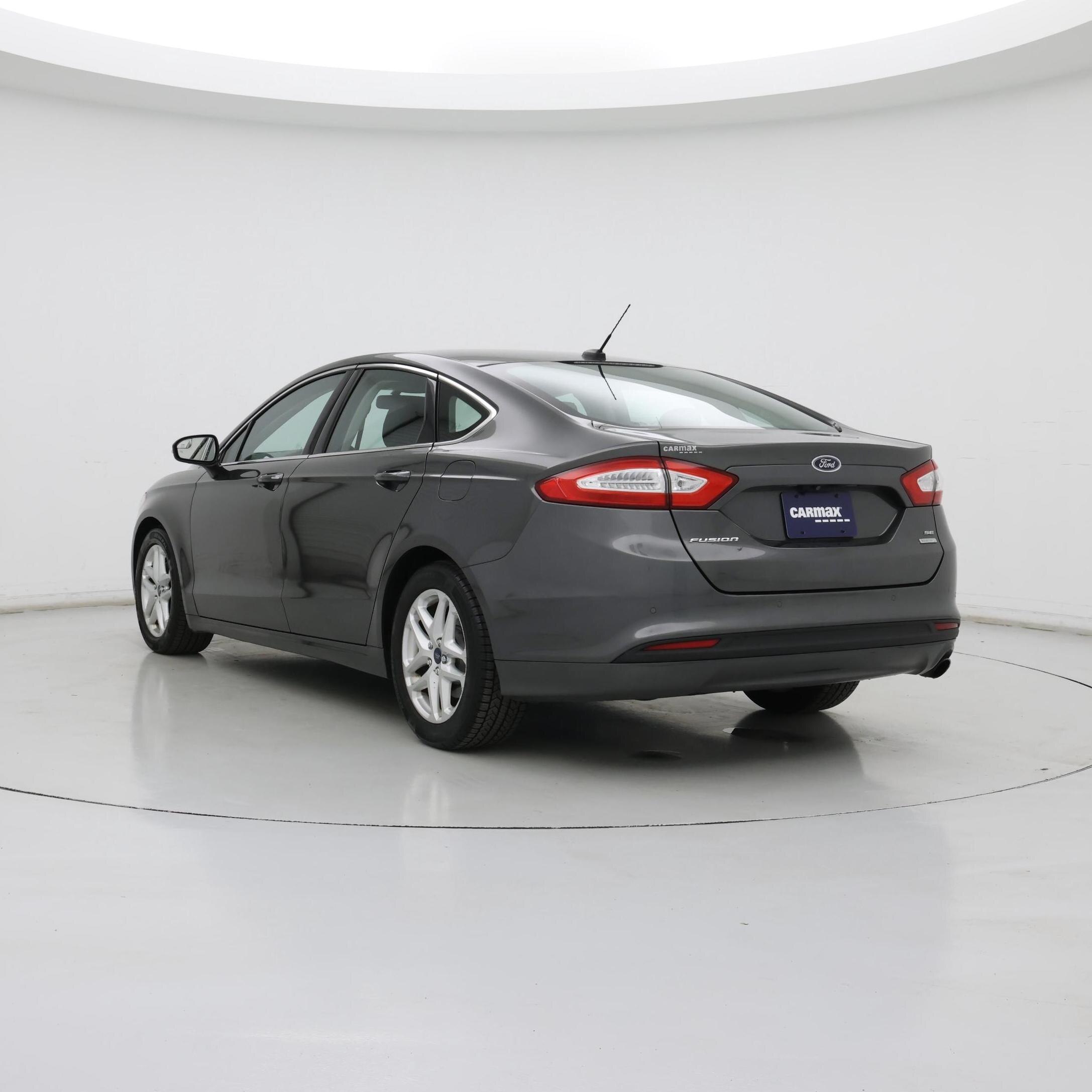 Thumbnail: 2015 Ford Fusion - 2