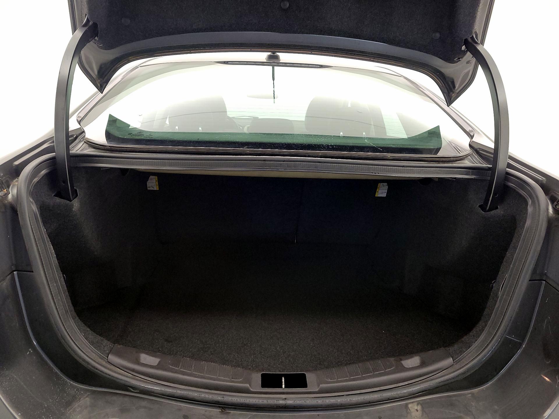 Thumbnail: 2015 Ford Fusion - 20