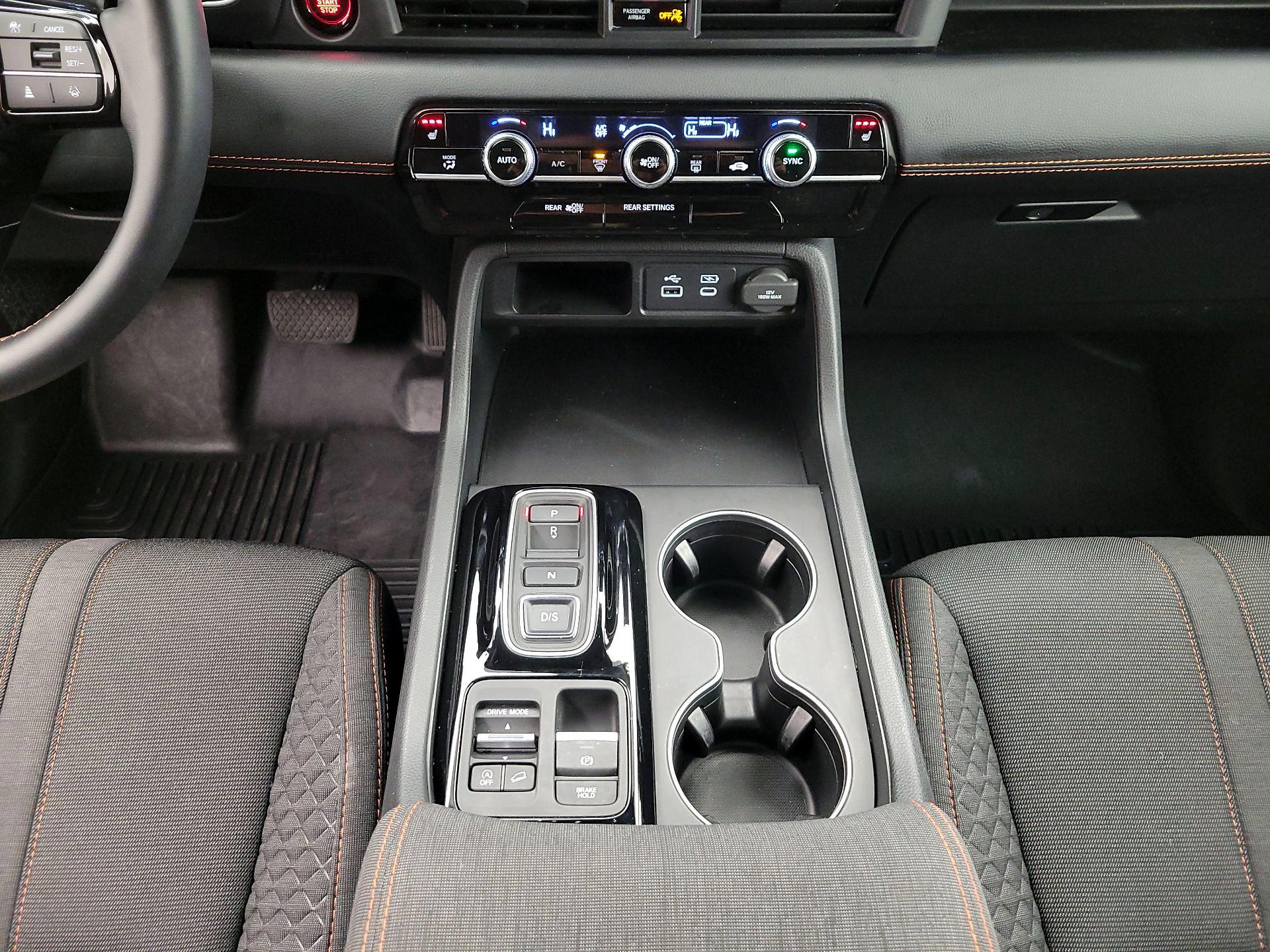 Thumbnail: 2025 Honda Pilot - 17