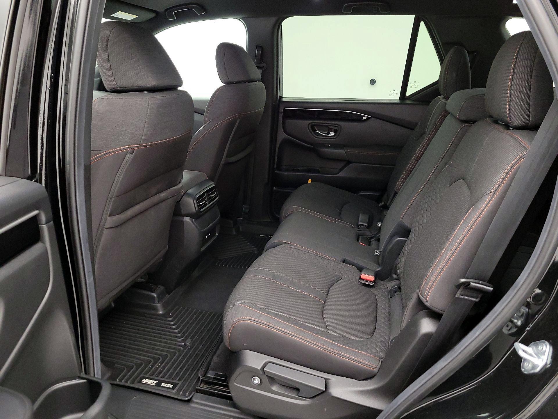 Thumbnail: 2025 Honda Pilot - 19