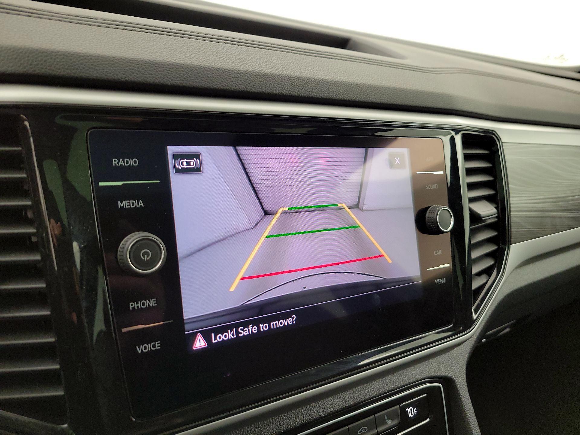 Thumbnail: 2022 Volkswagen Atlas - 14