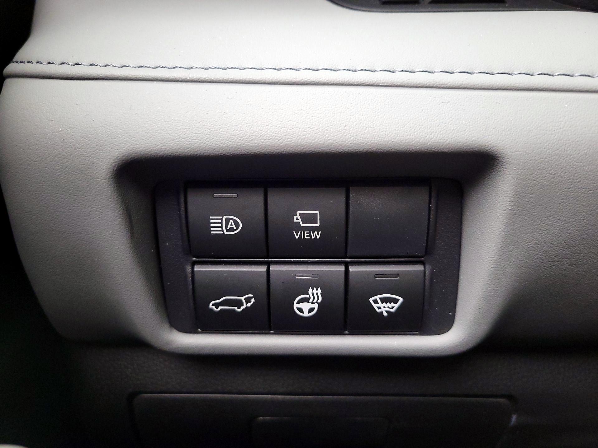 Thumbnail: 2020 Toyota Highlander - 13