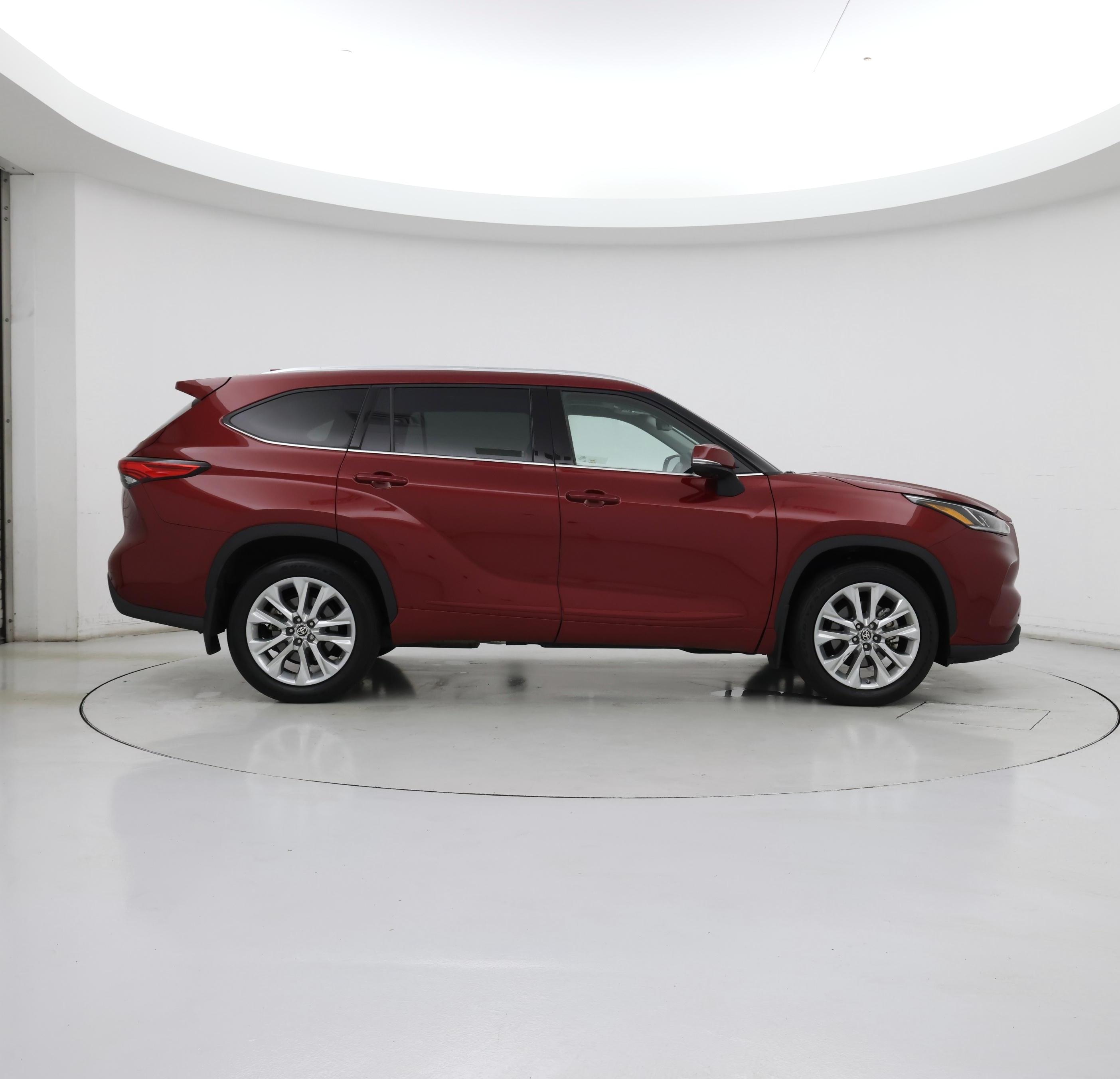 Thumbnail: 2020 Toyota Highlander - 7