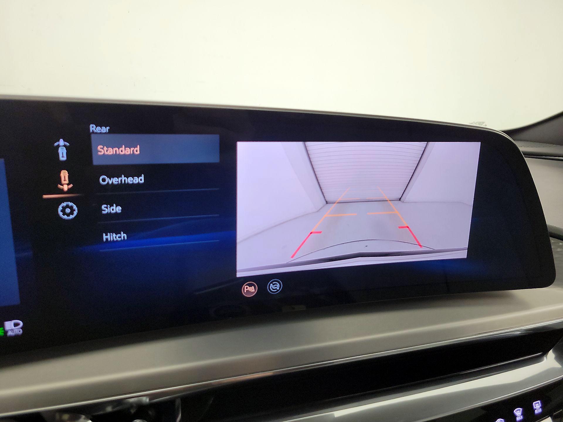 Thumbnail: 2024 Cadillac Lyriq - 15