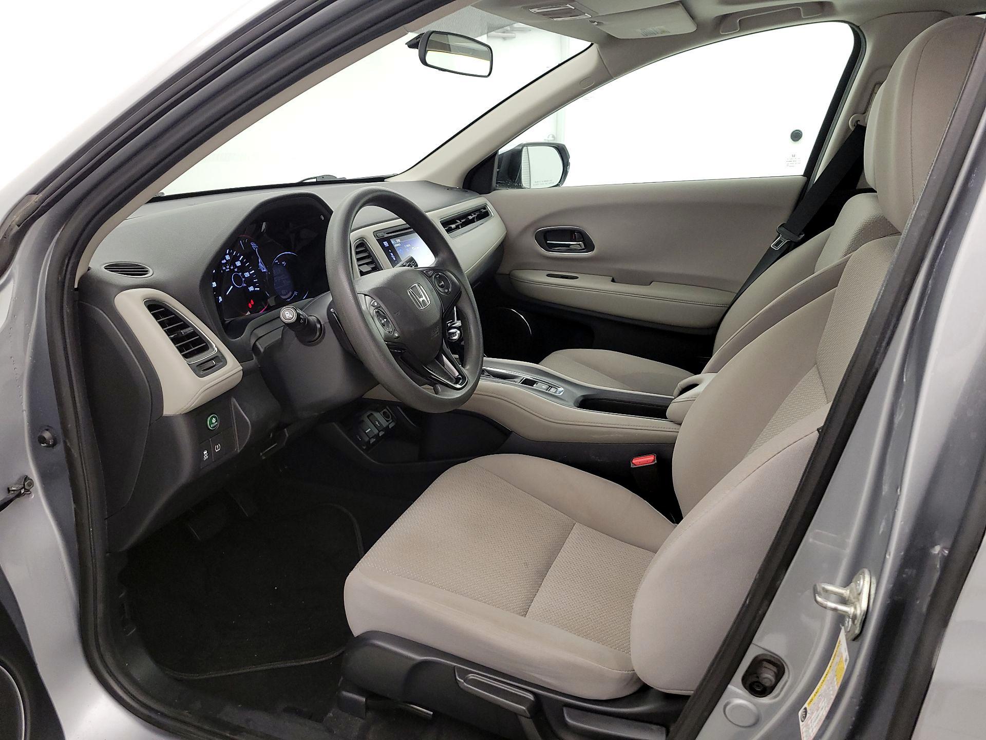 Thumbnail: 2018 Honda HR-V - 11