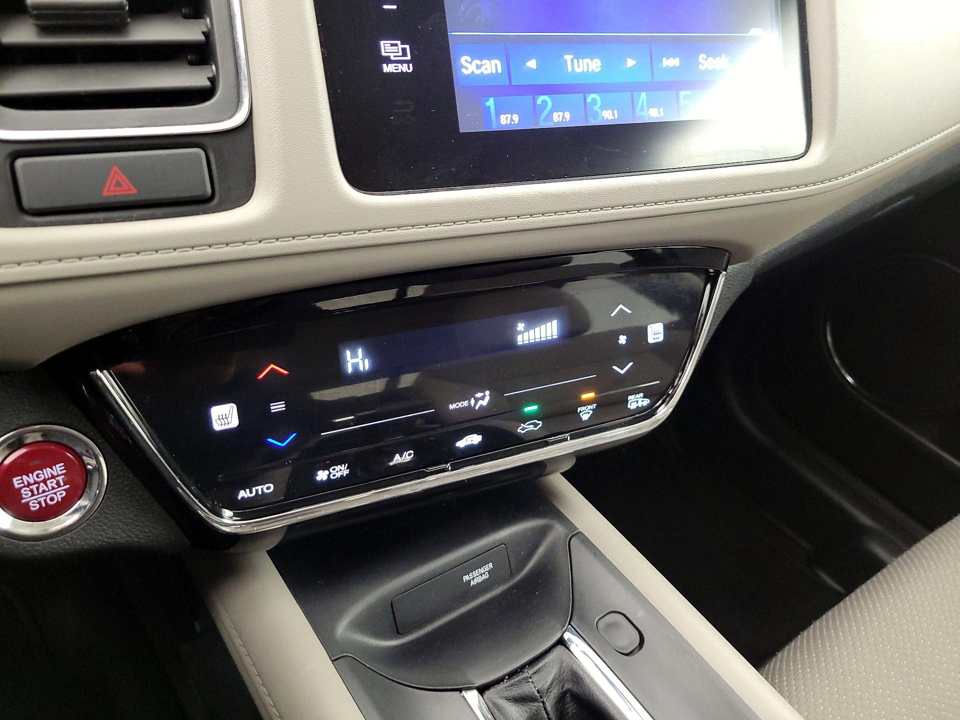 Thumbnail: 2018 Honda HR-V - 16