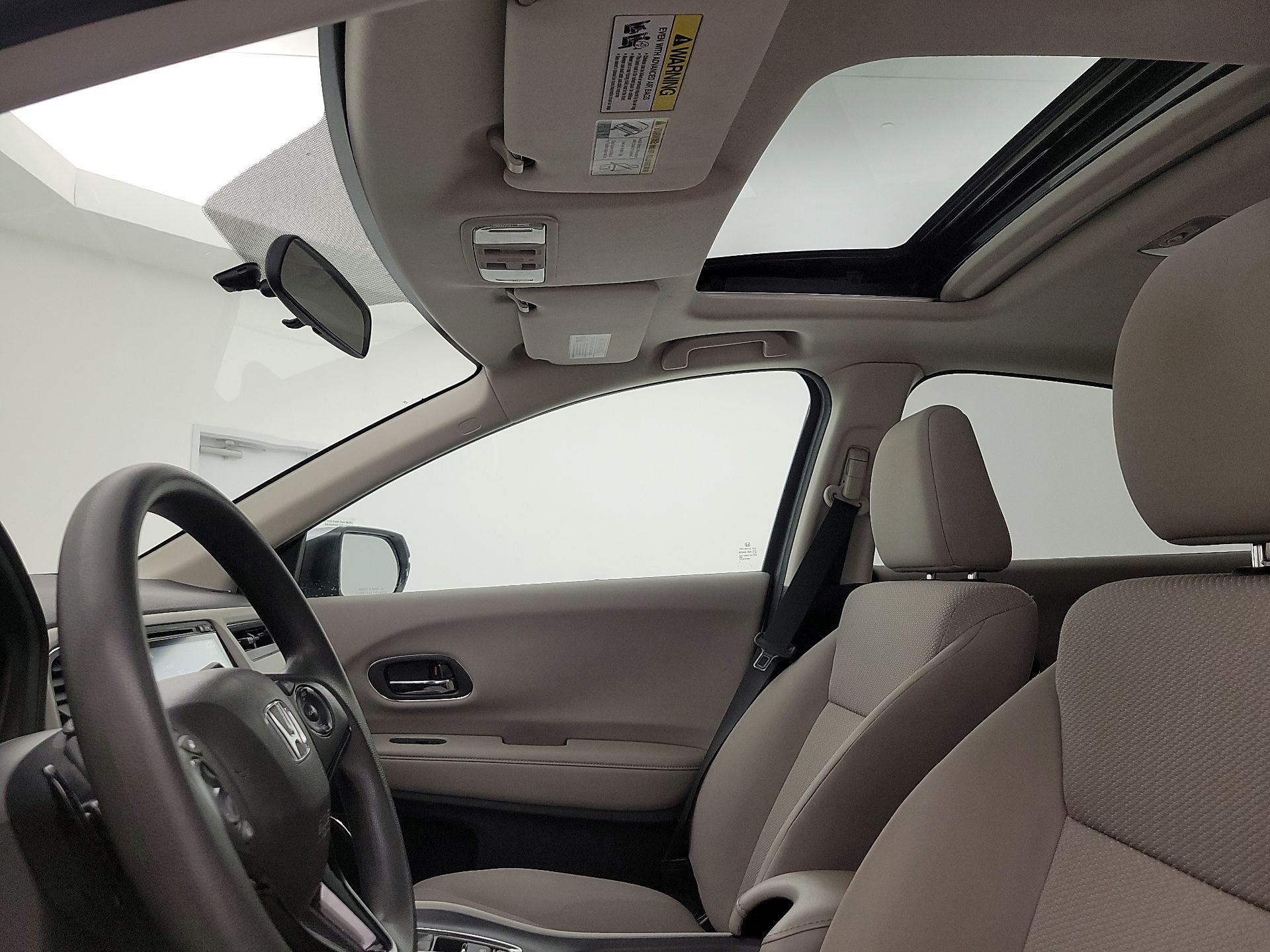 Thumbnail: 2018 Honda HR-V - 19