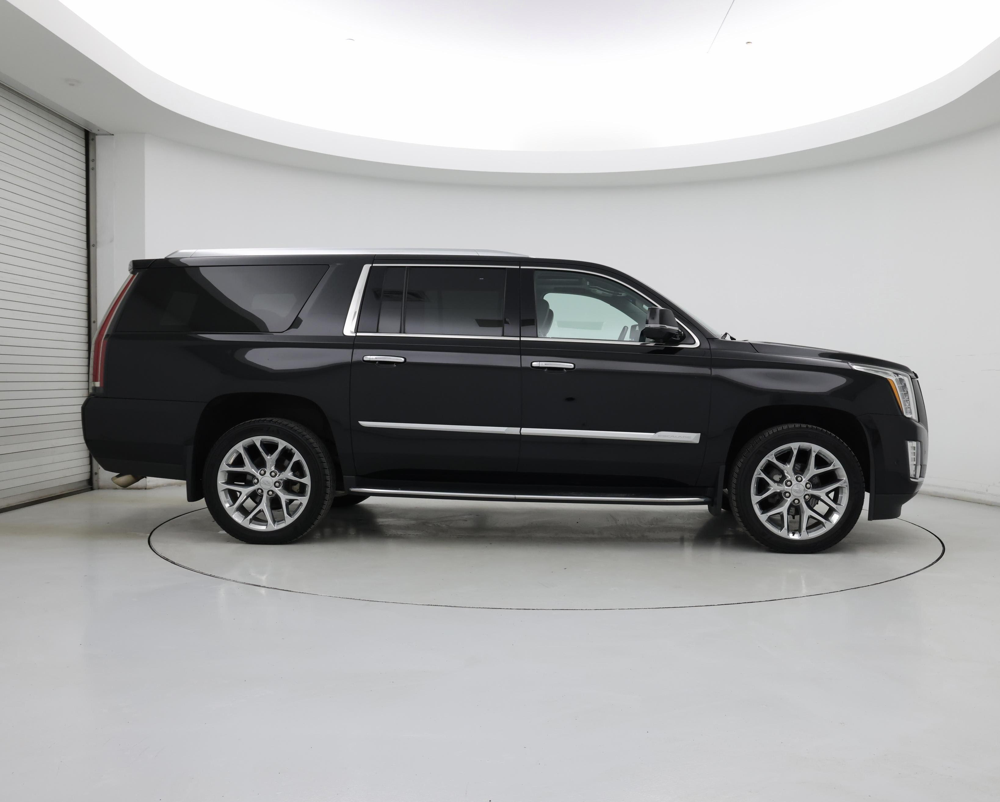 Thumbnail: 2018 Cadillac Escalade - 7