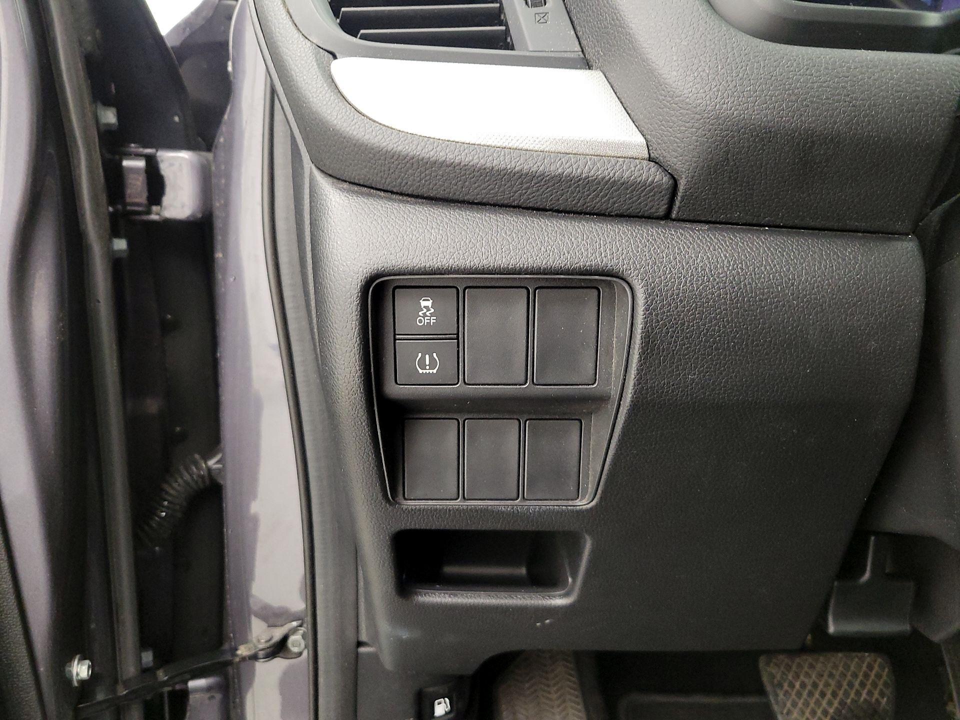 Thumbnail: 2018 Honda CR-V - 13