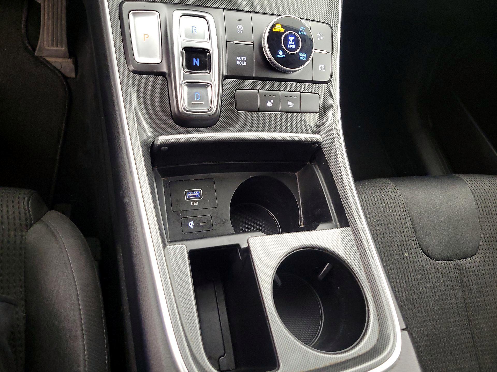 Thumbnail: 2021 Hyundai Santa Fe - 18