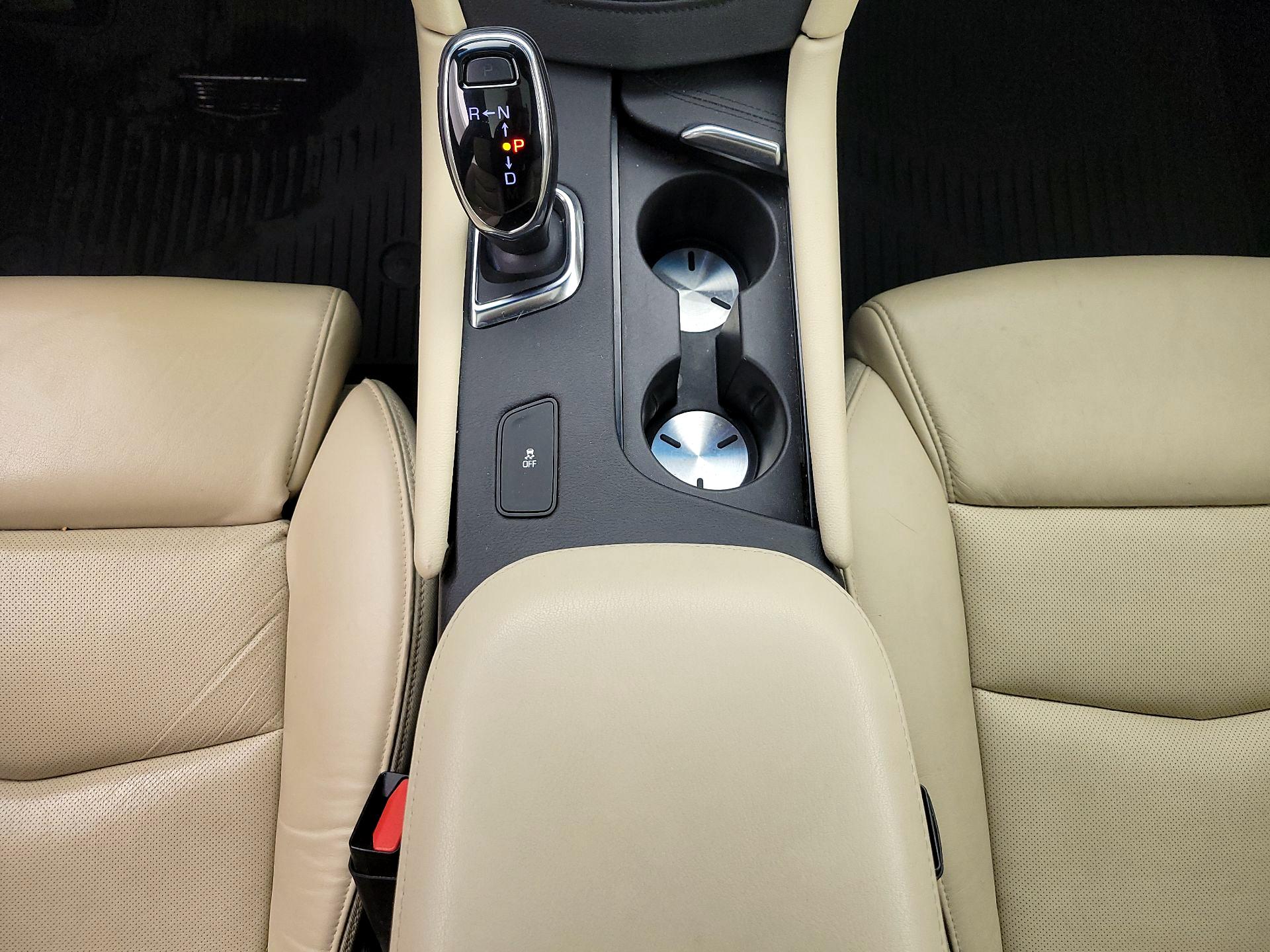 Thumbnail: 2017 Cadillac XT5 - 18