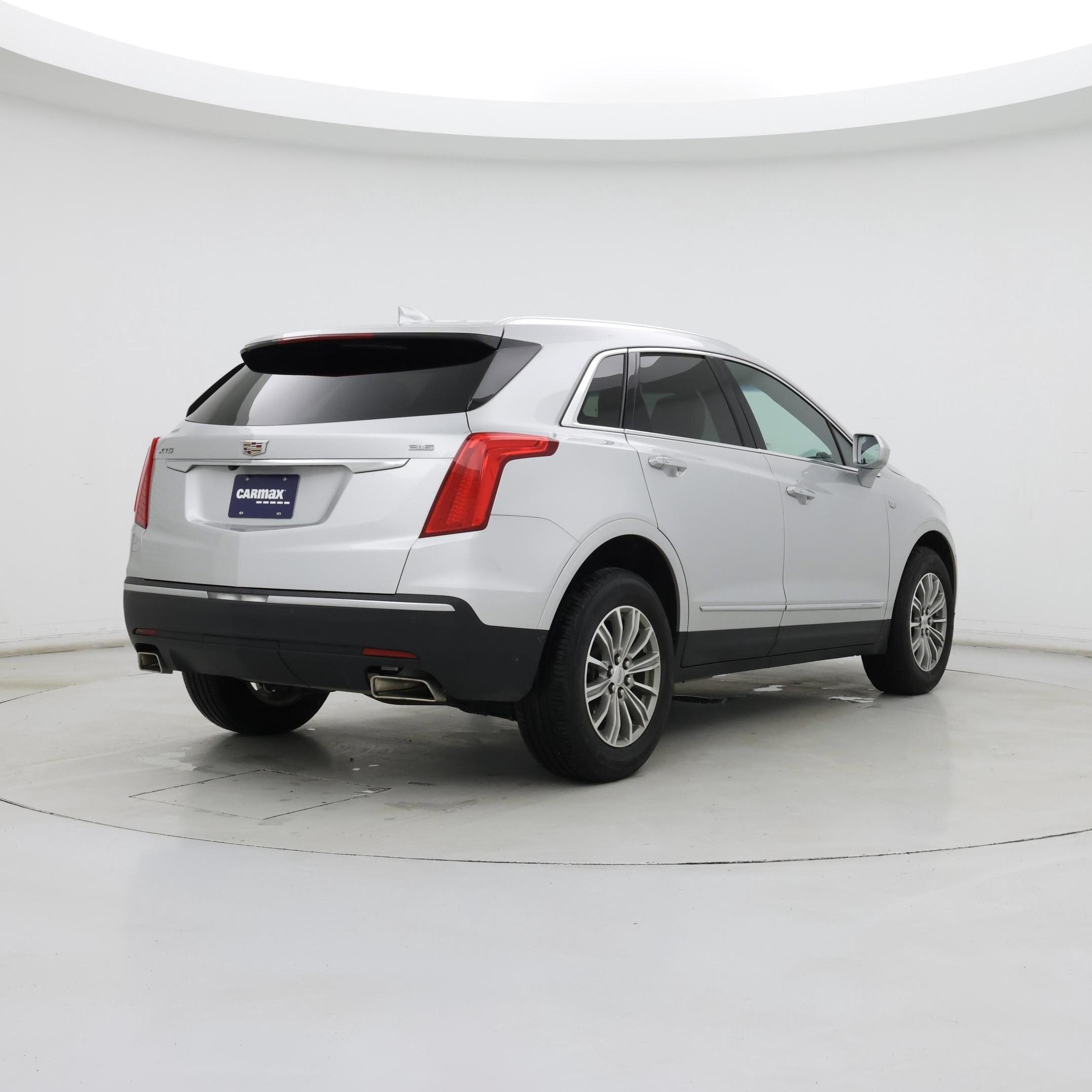 Thumbnail: 2017 Cadillac XT5 - 8