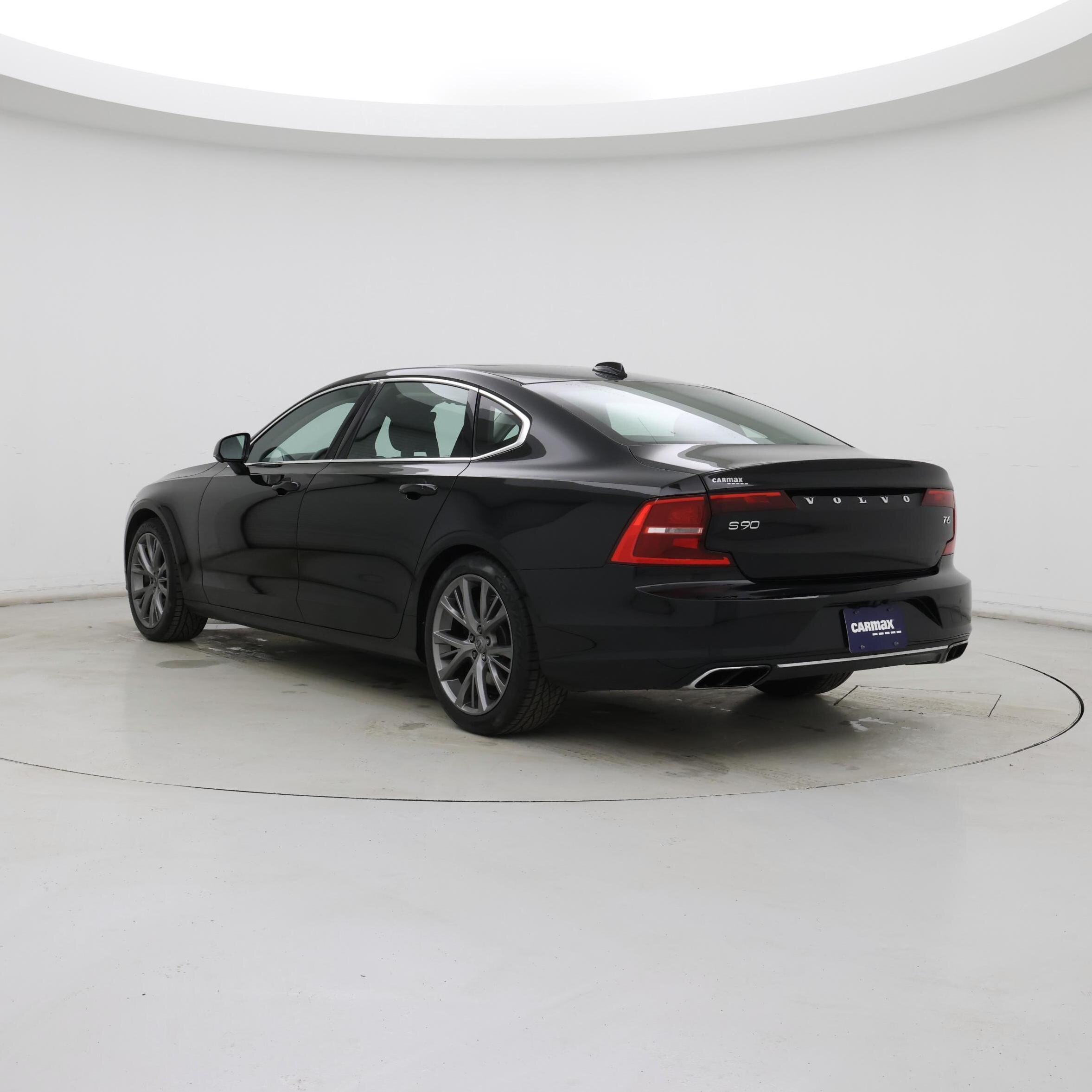 Thumbnail: 2018 Volvo S90 - 2