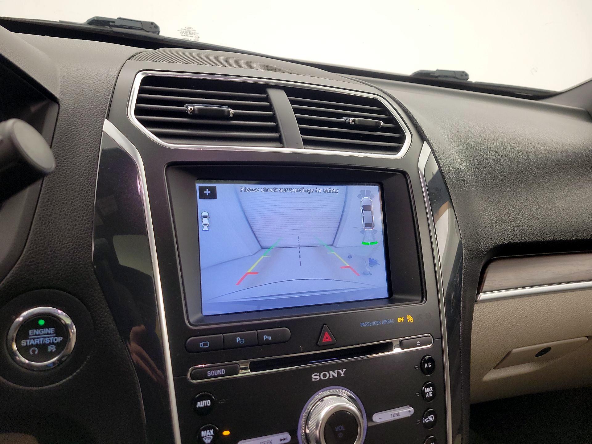 Thumbnail: 2018 Ford Explorer - 15