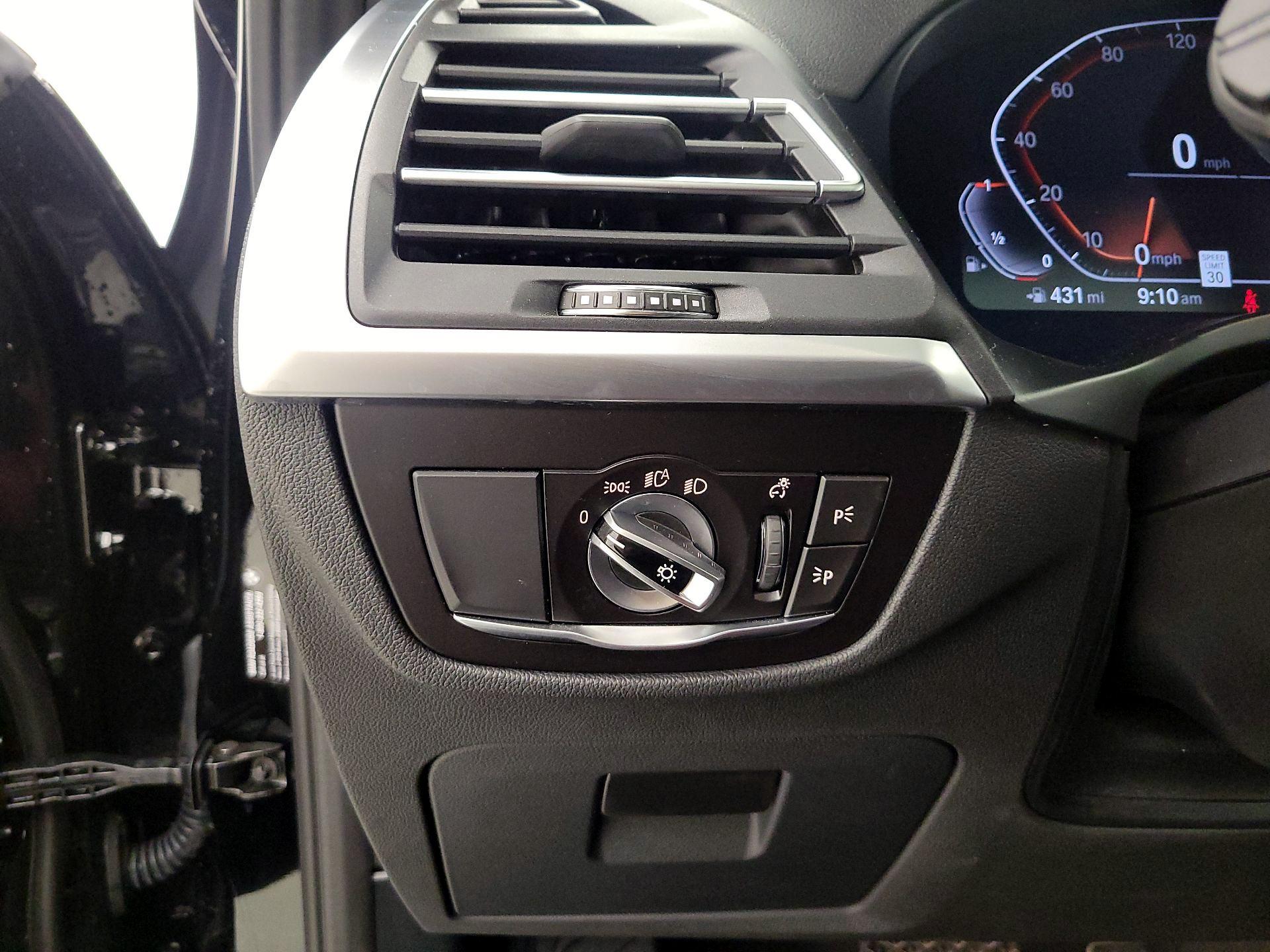 Thumbnail: 2022 BMW X3 - 13