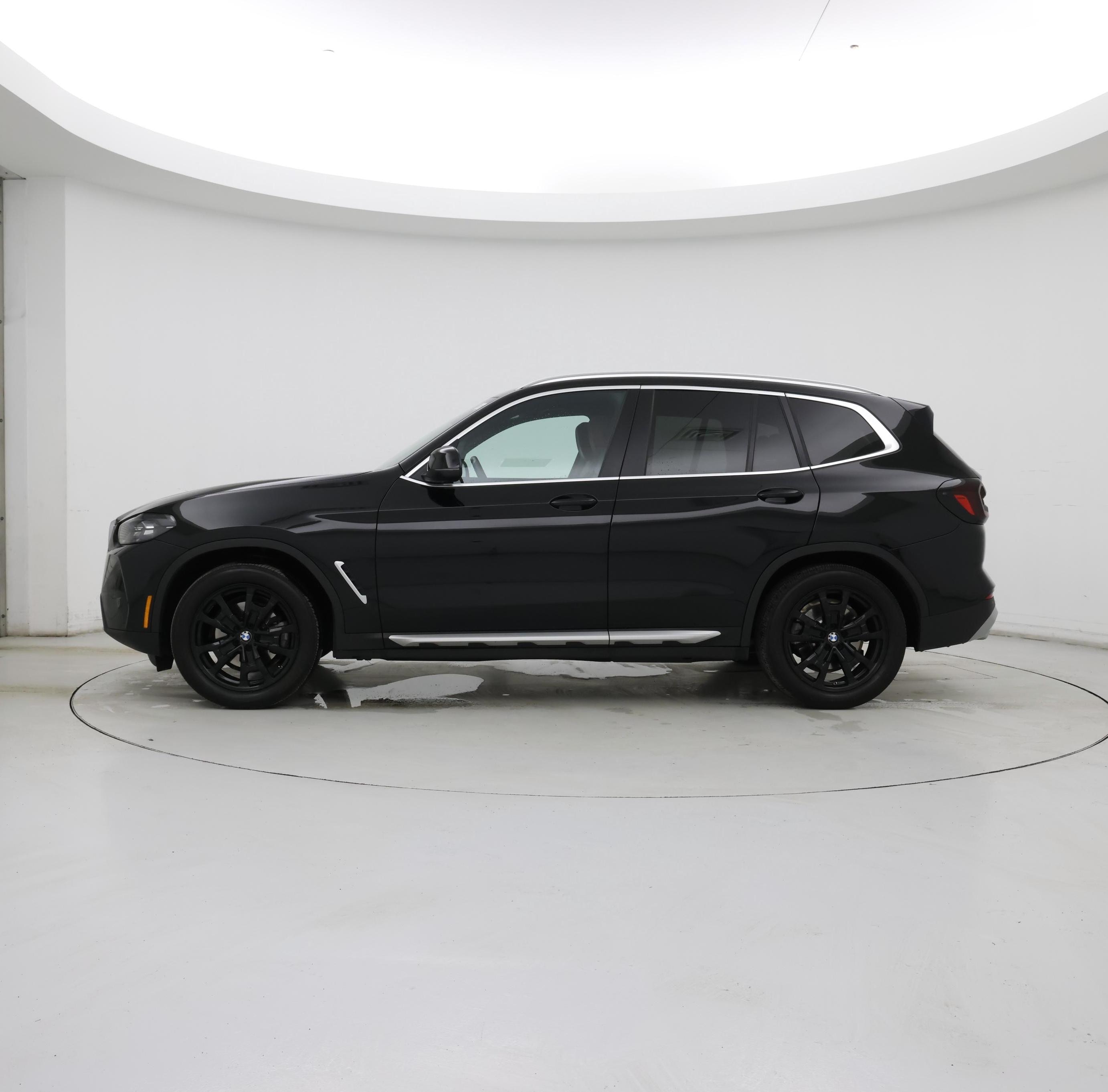Thumbnail: 2022 BMW X3 - 3