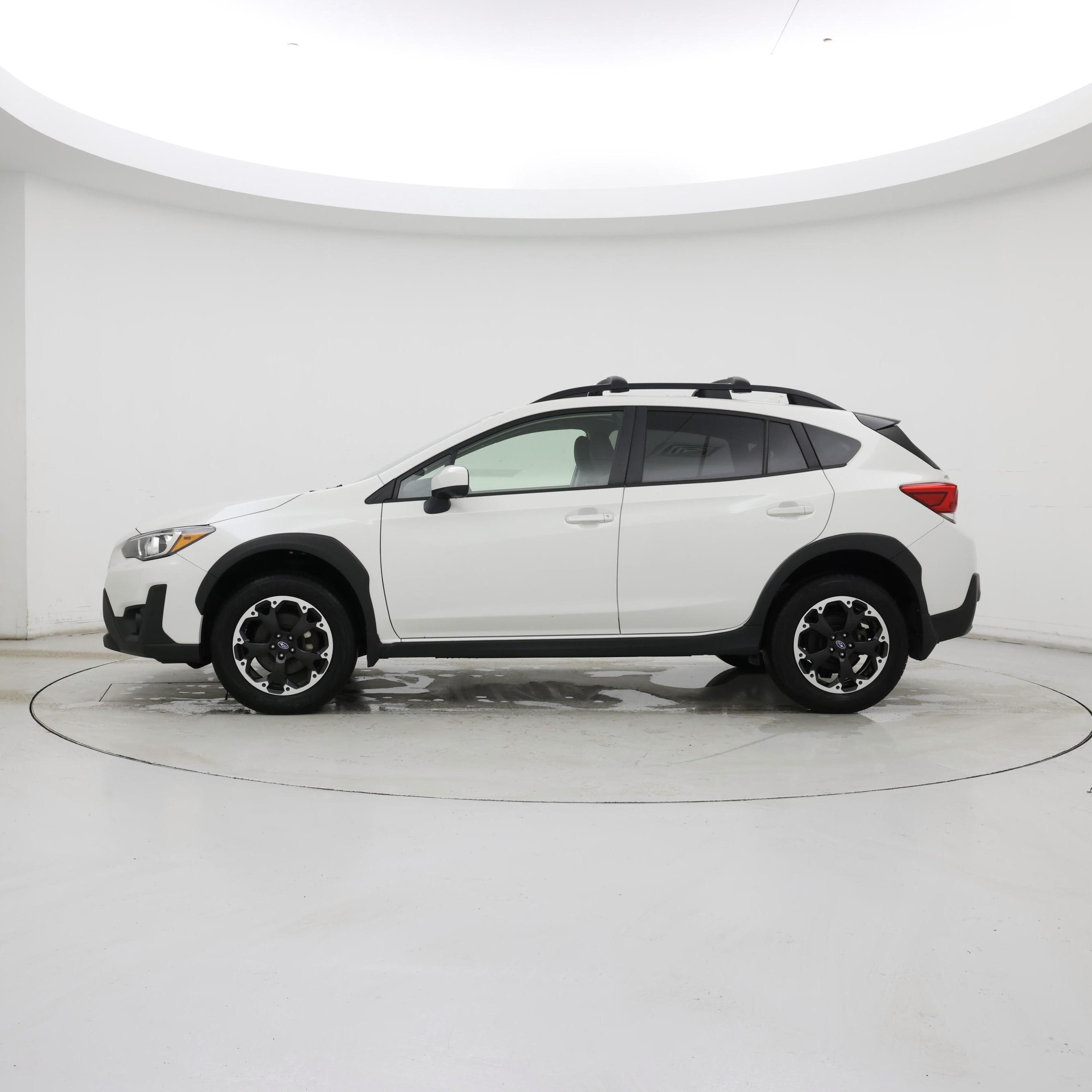 Thumbnail: 2022 Subaru Crosstrek - 3