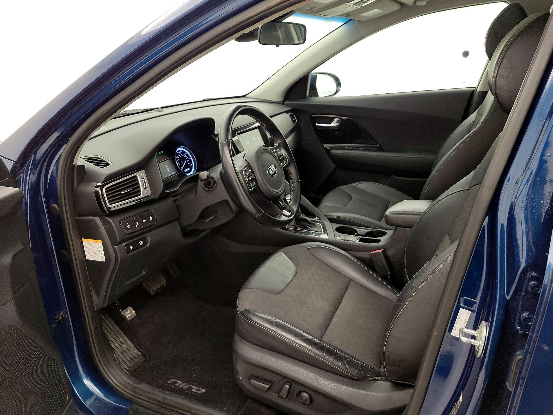 Thumbnail: 2017 Kia Niro - 11