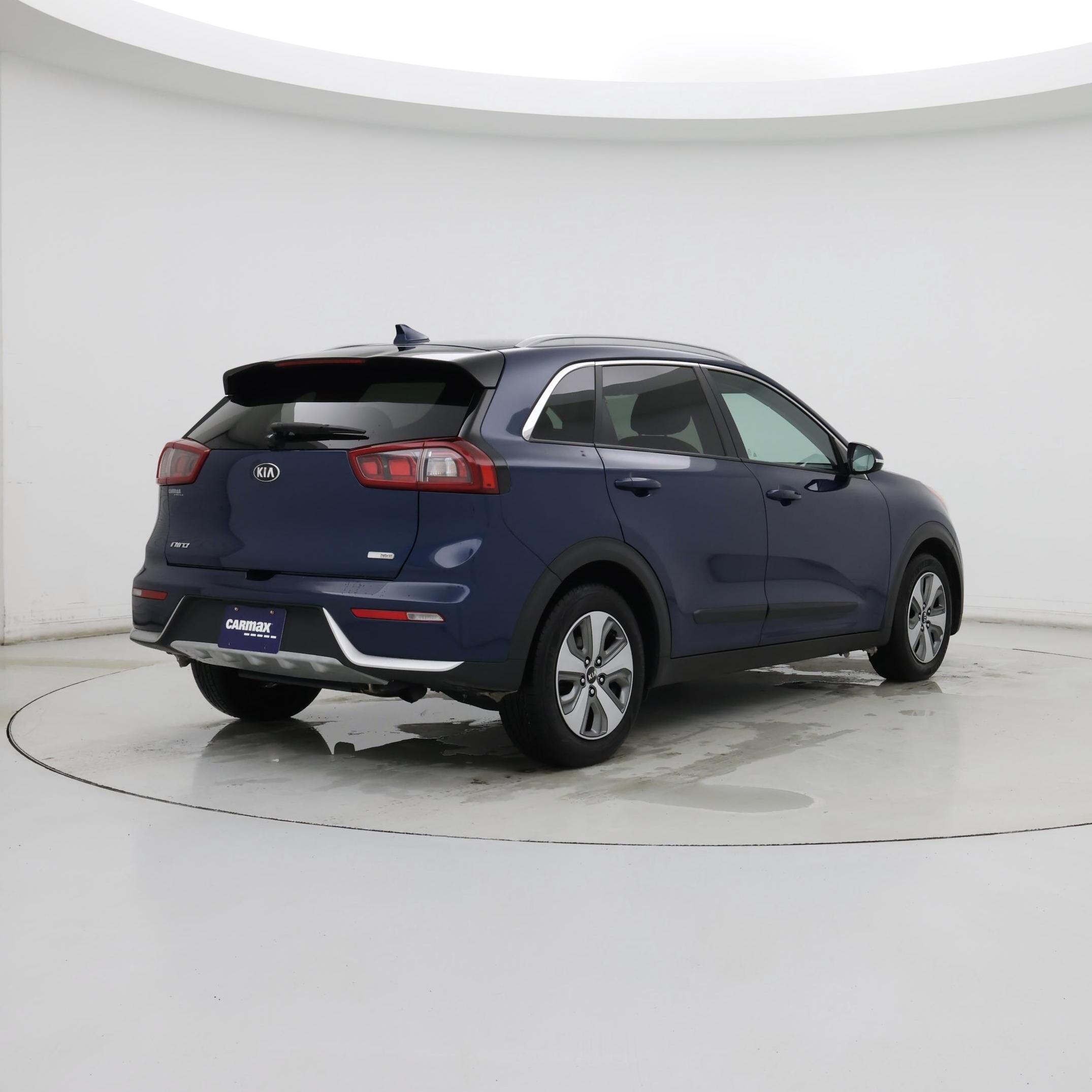 Thumbnail: 2017 Kia Niro - 8