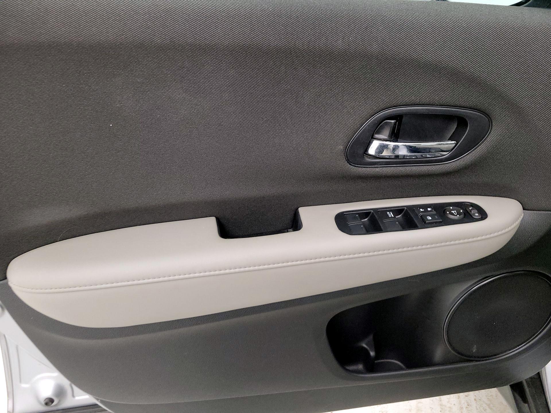 Thumbnail: 2020 Honda HR-V - 12