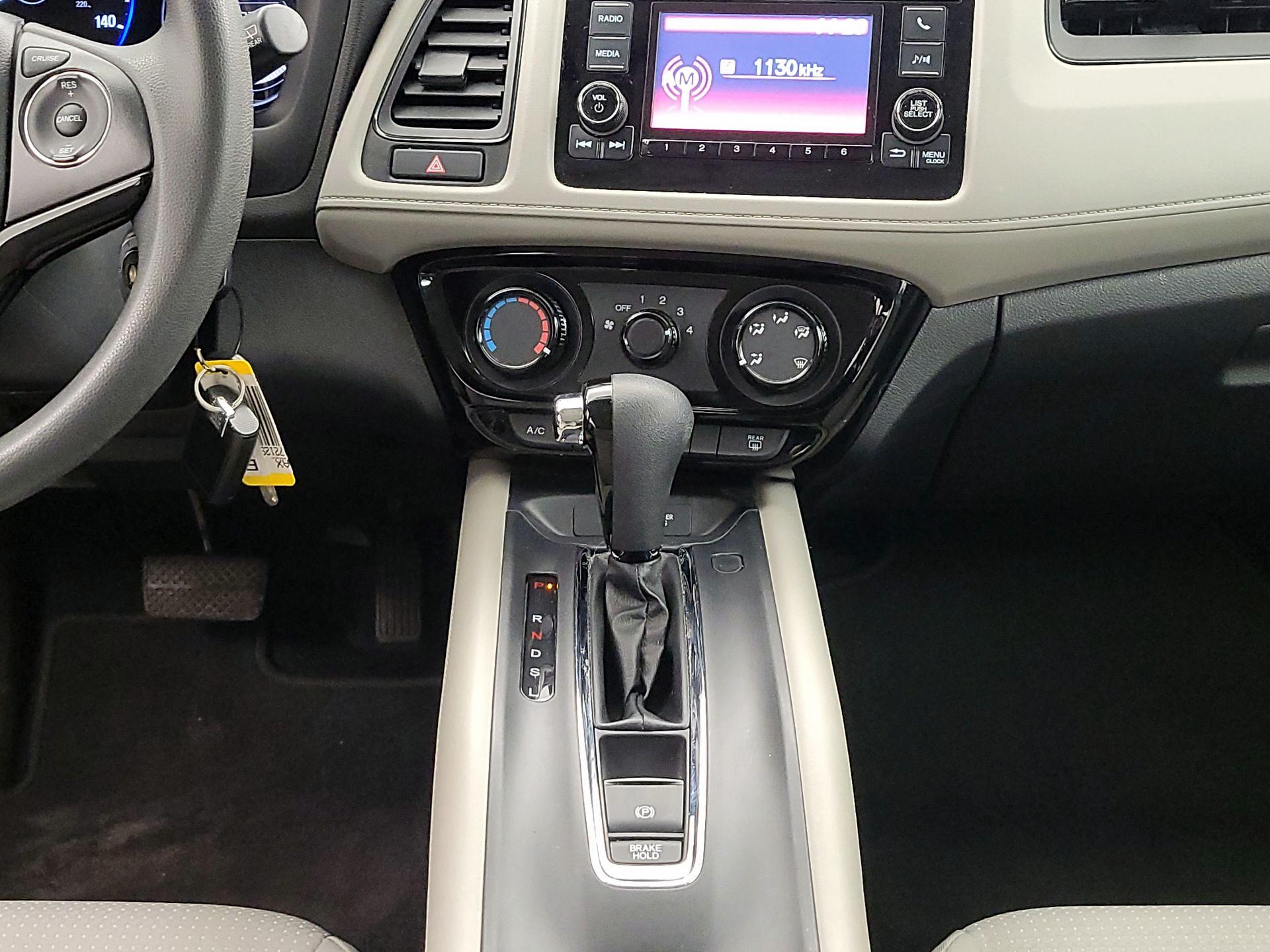 Thumbnail: 2020 Honda HR-V - 17