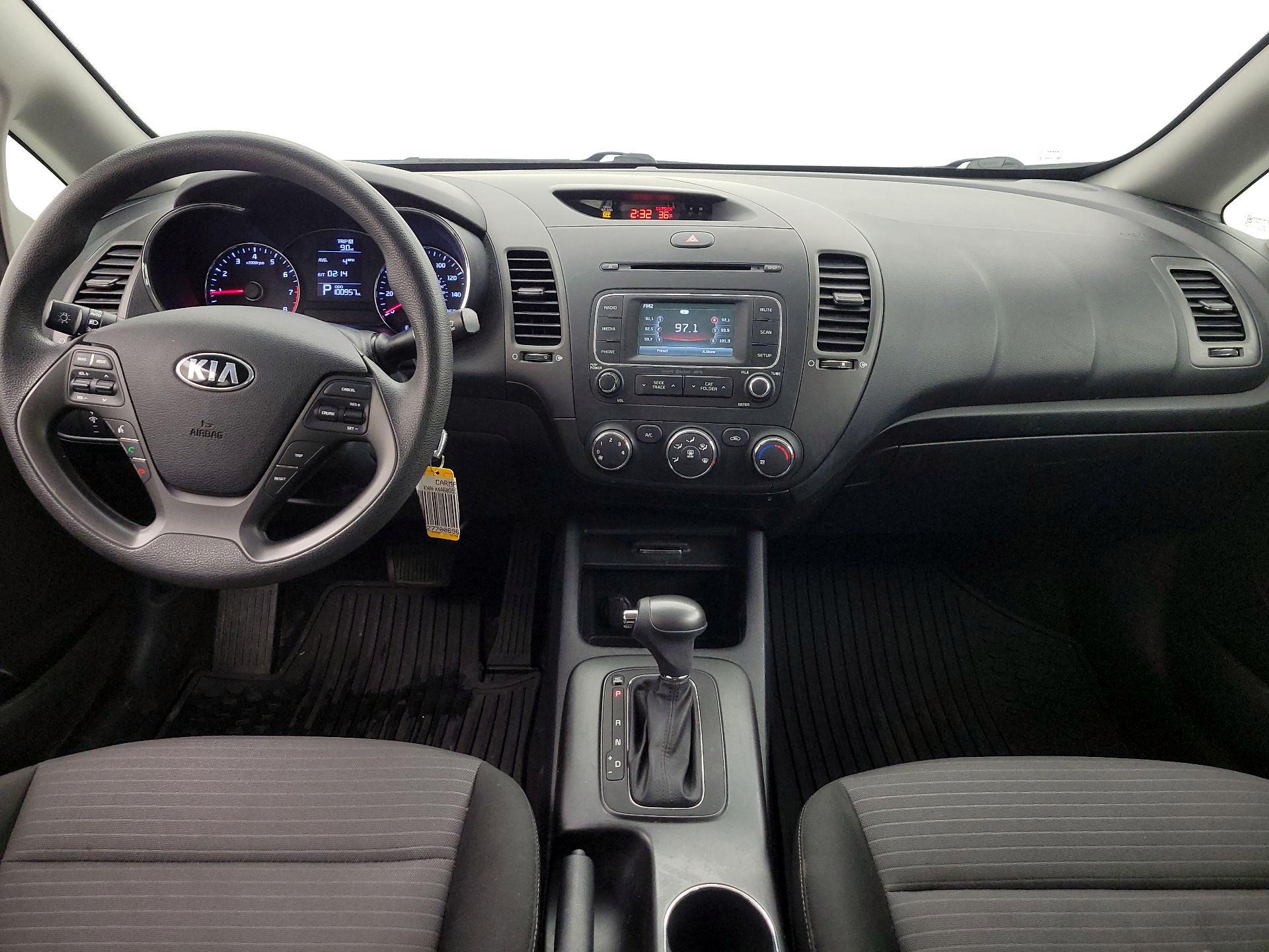 Thumbnail: 2016 Kia Forte - 9