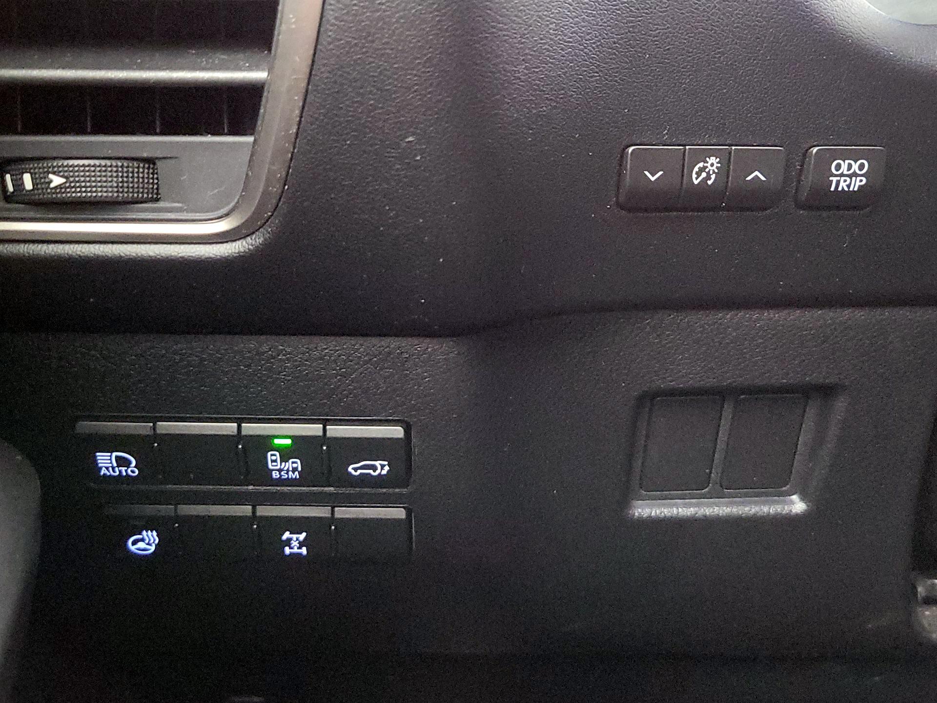 Thumbnail: 2019 Lexus NX - 13