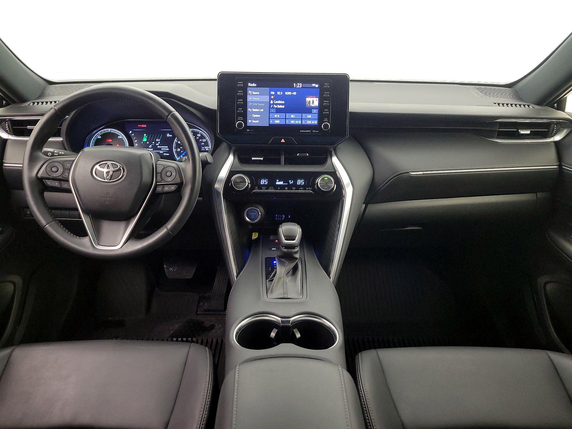 Thumbnail: 2022 Toyota Venza - 9