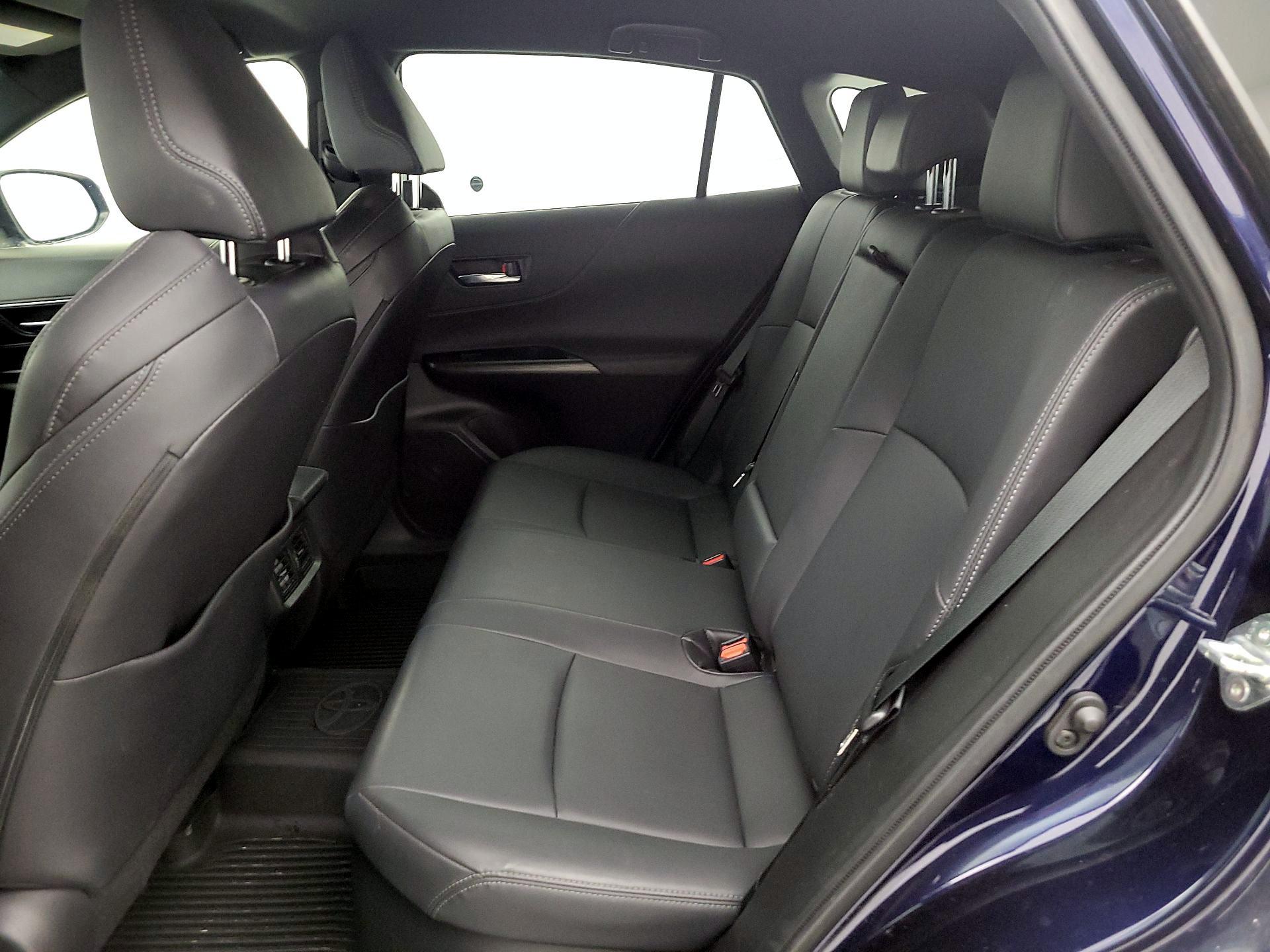 Thumbnail: 2022 Toyota Venza - 19