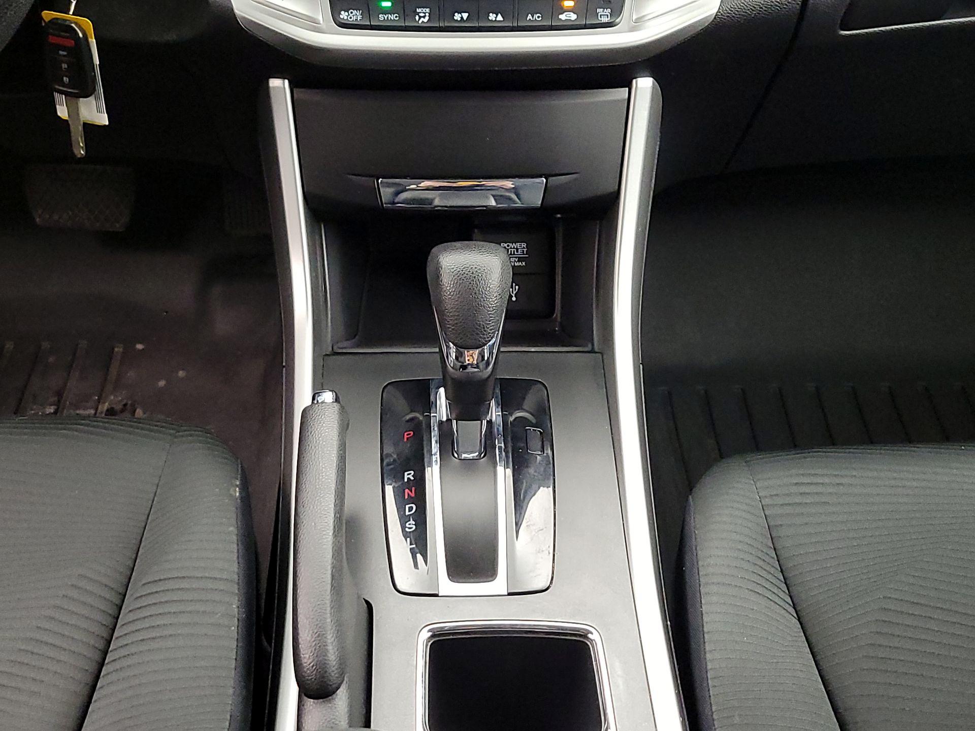 Thumbnail: 2014 Honda Accord - 17