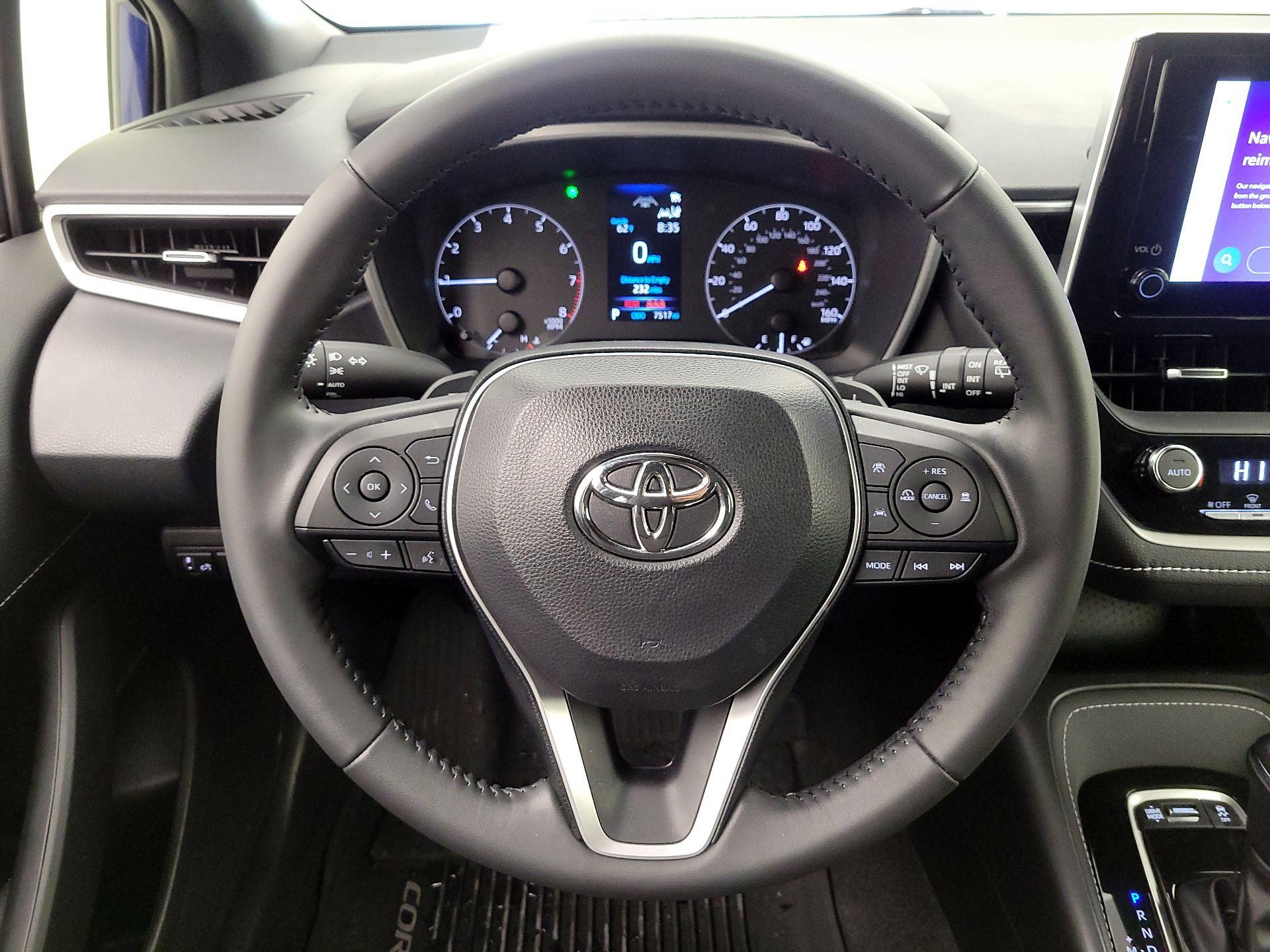 Thumbnail: 2023 Toyota Corolla - 10