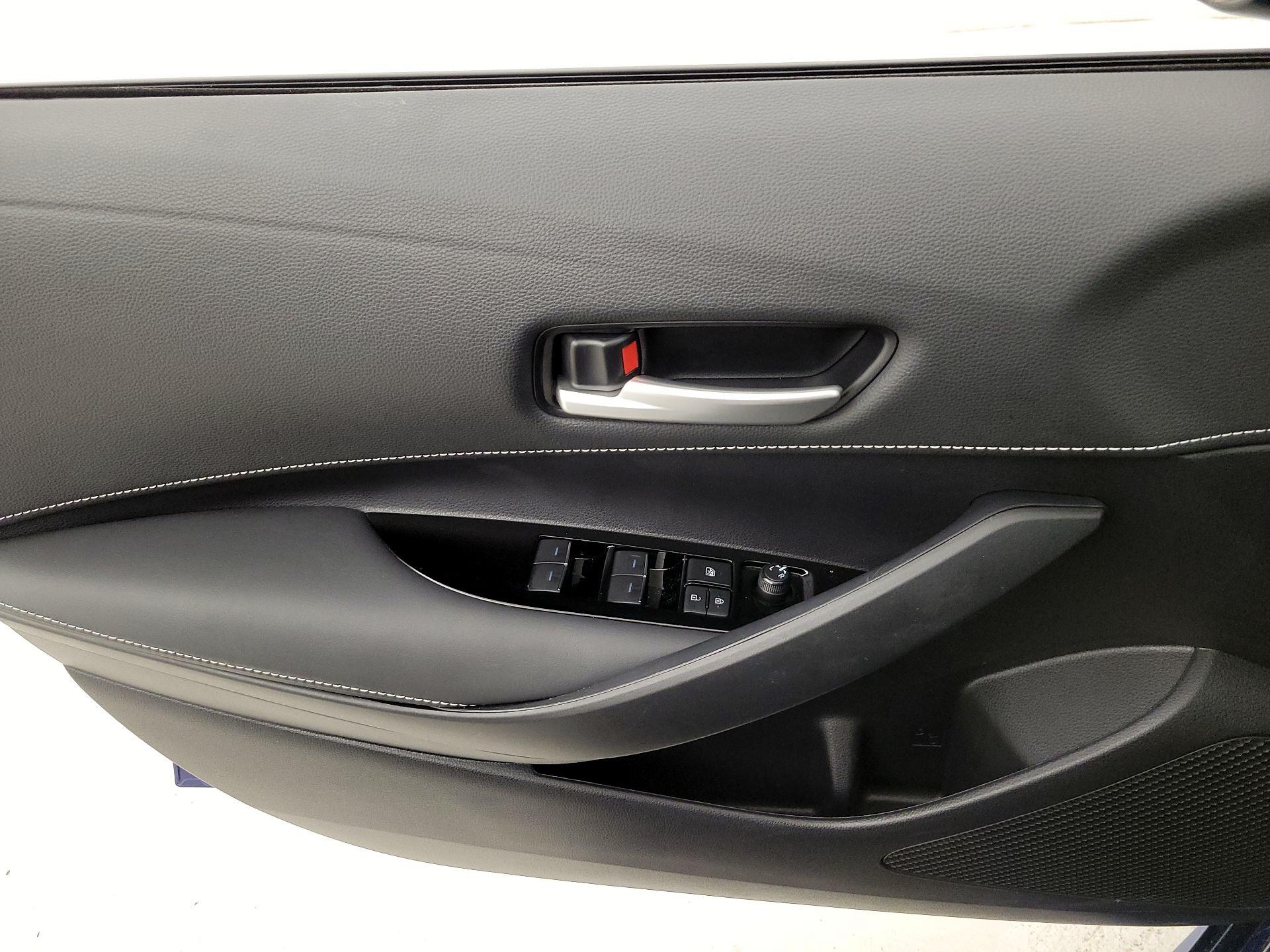 Thumbnail: 2023 Toyota Corolla - 12