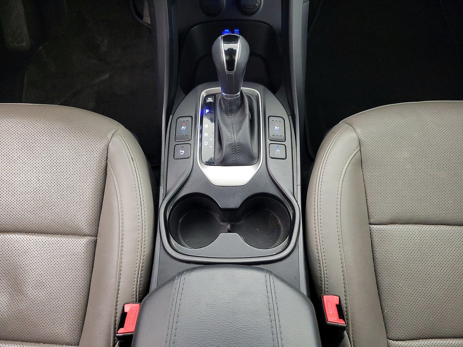 Thumbnail: 2017 Hyundai Santa Fe - 18