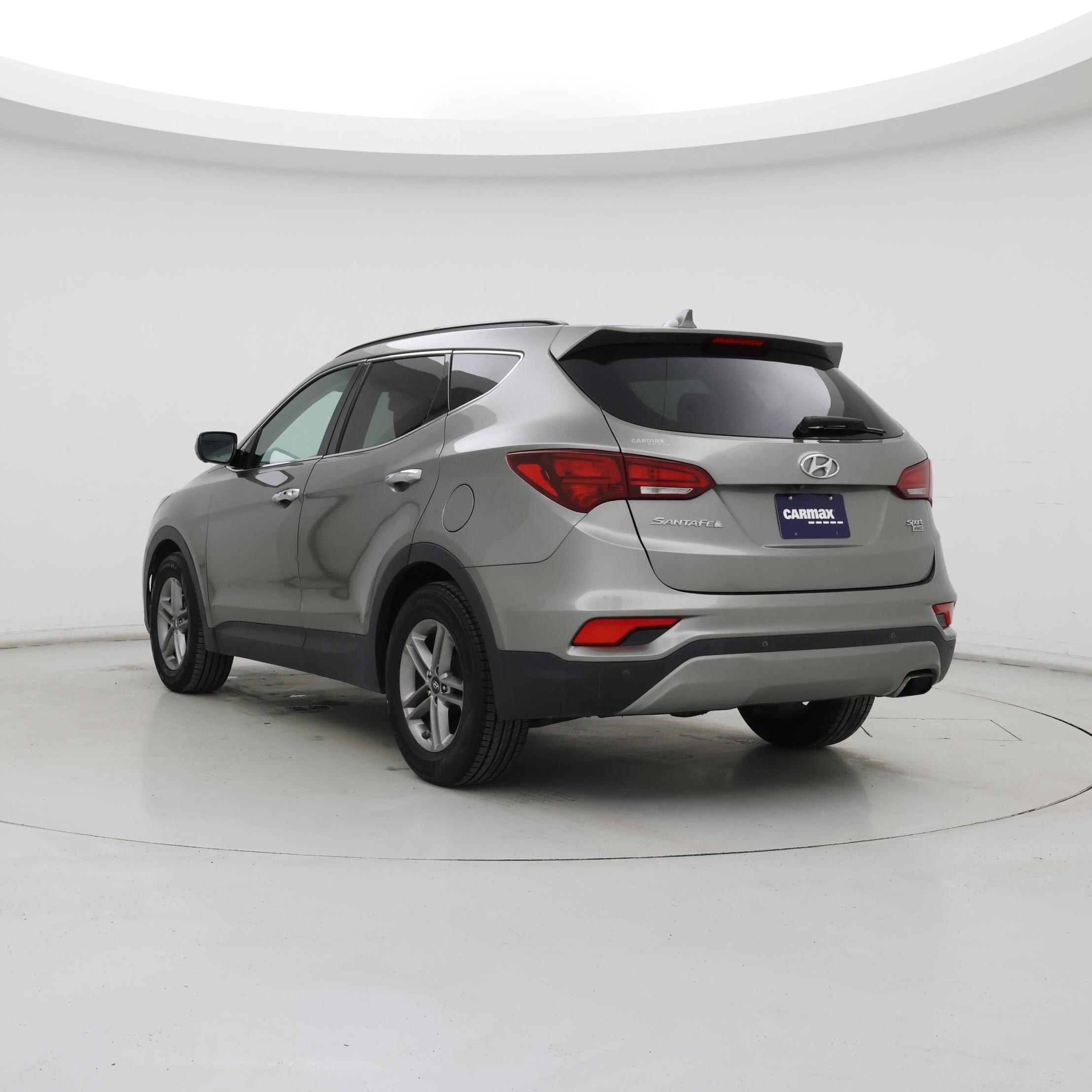 Thumbnail: 2017 Hyundai Santa Fe - 2