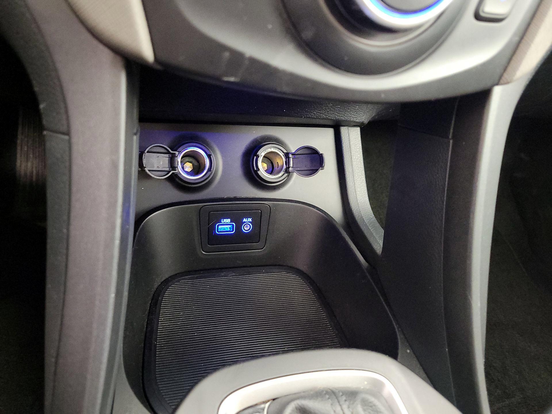 Thumbnail: 2017 Hyundai Santa Fe - 19