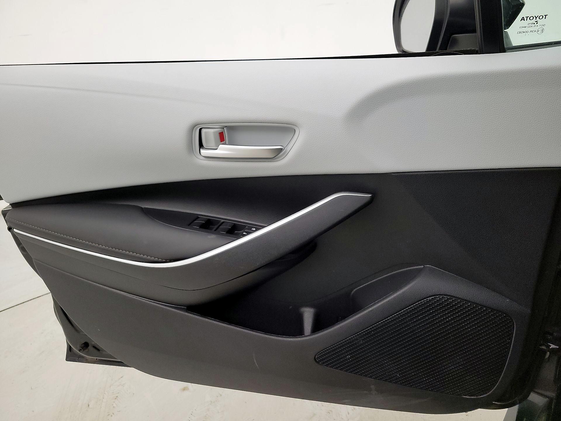 Thumbnail: 2022 Toyota Corolla - 12