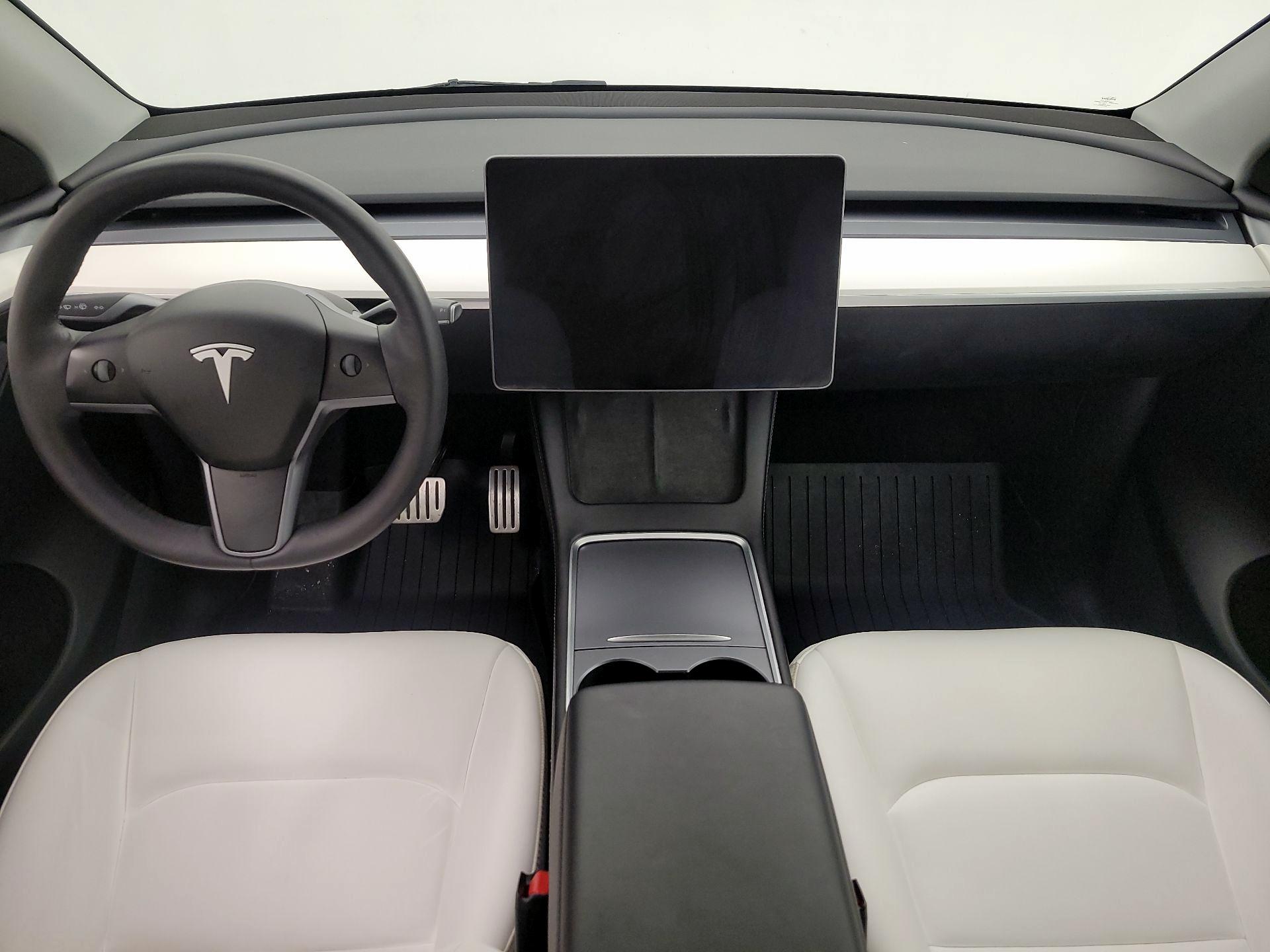 Thumbnail: 2023 Tesla Model Y - 9