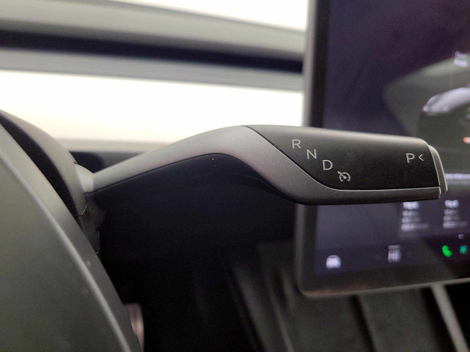 Thumbnail: 2023 Tesla Model Y - 17