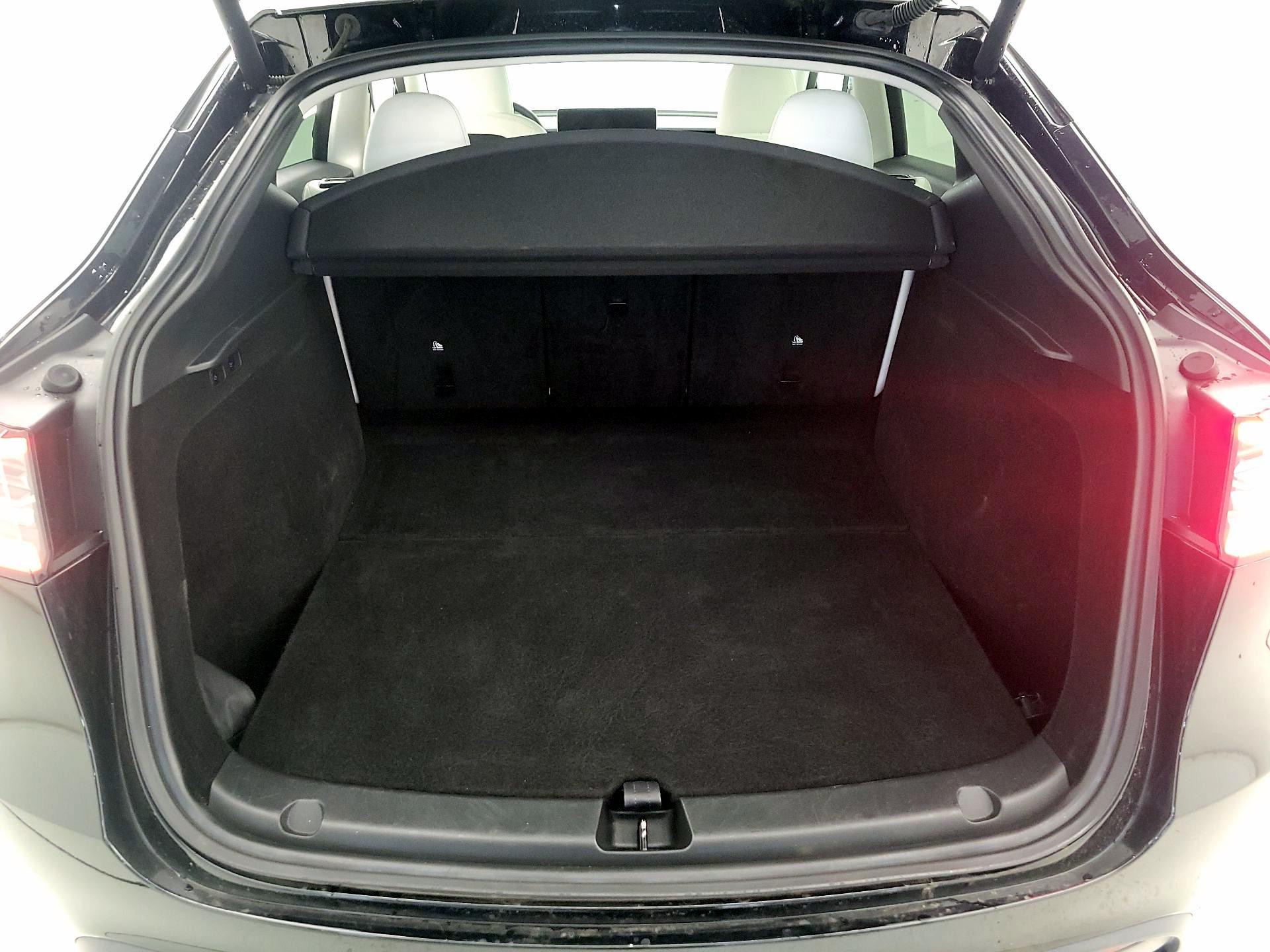 Thumbnail: 2023 Tesla Model Y - 20